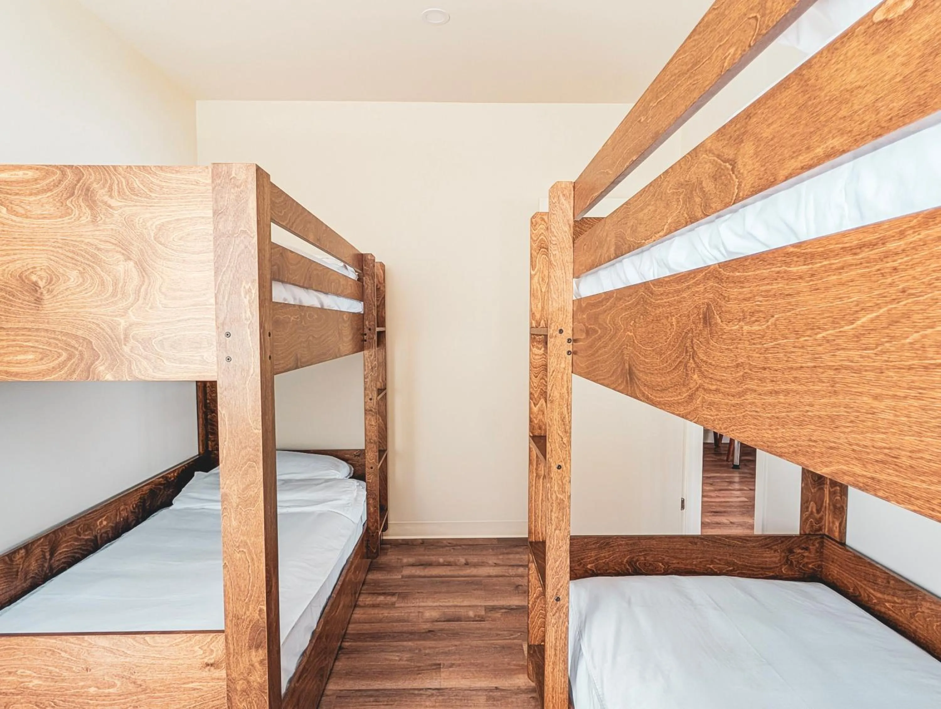 bunk bed, Bed in Terminus Hôtel