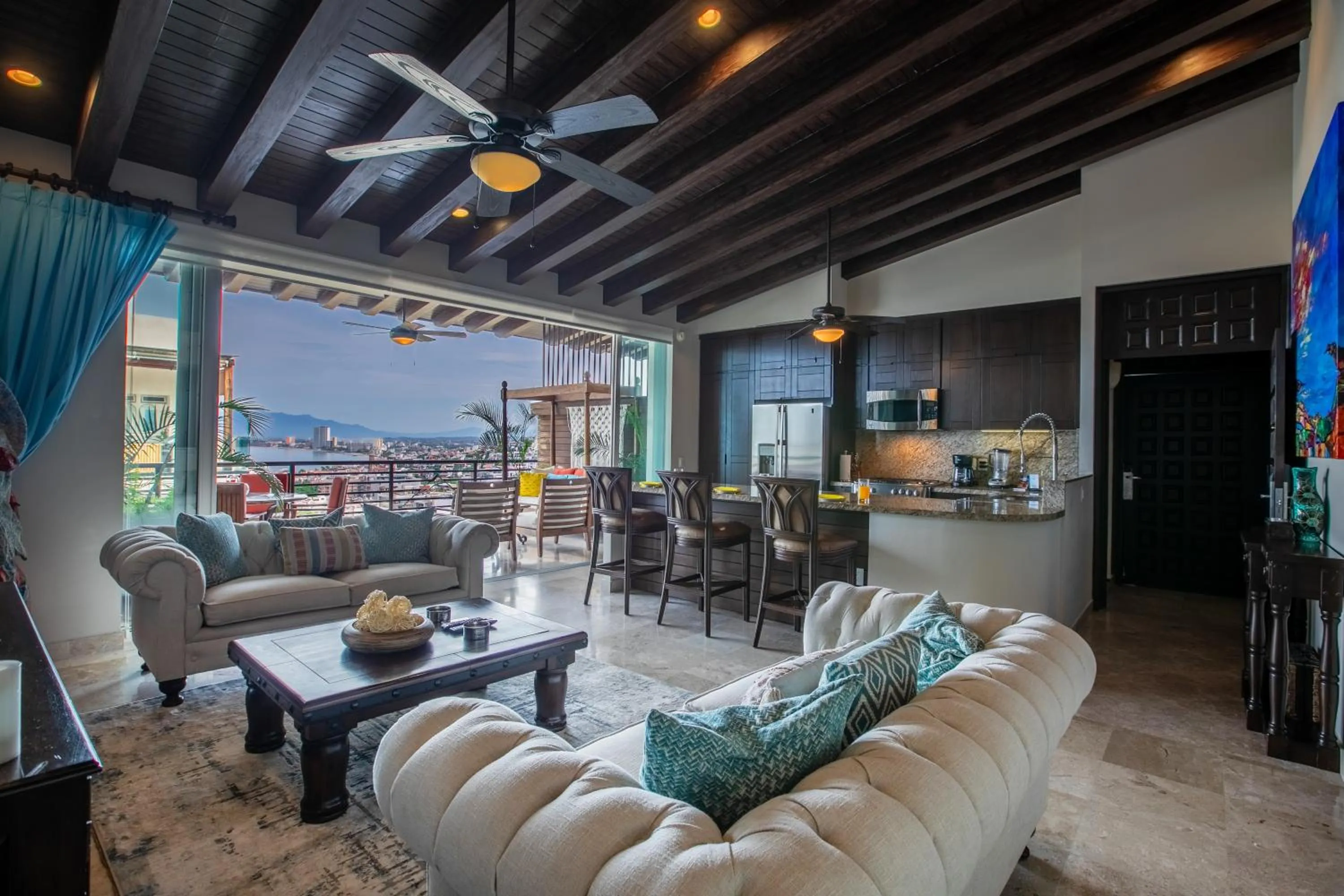 Living room in Pinnacle Resorts 180