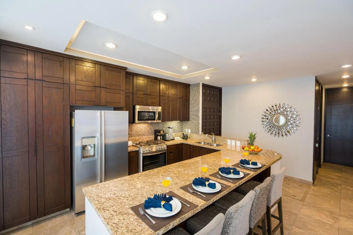 Kitchen or kitchenette in Pinnacle Resorts 180