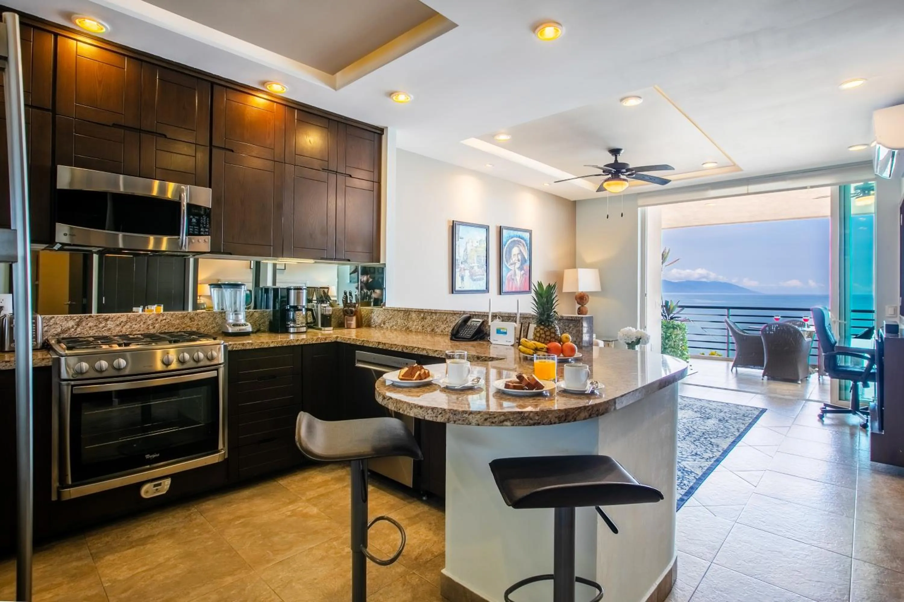 kitchen in Pinnacle Resorts 180