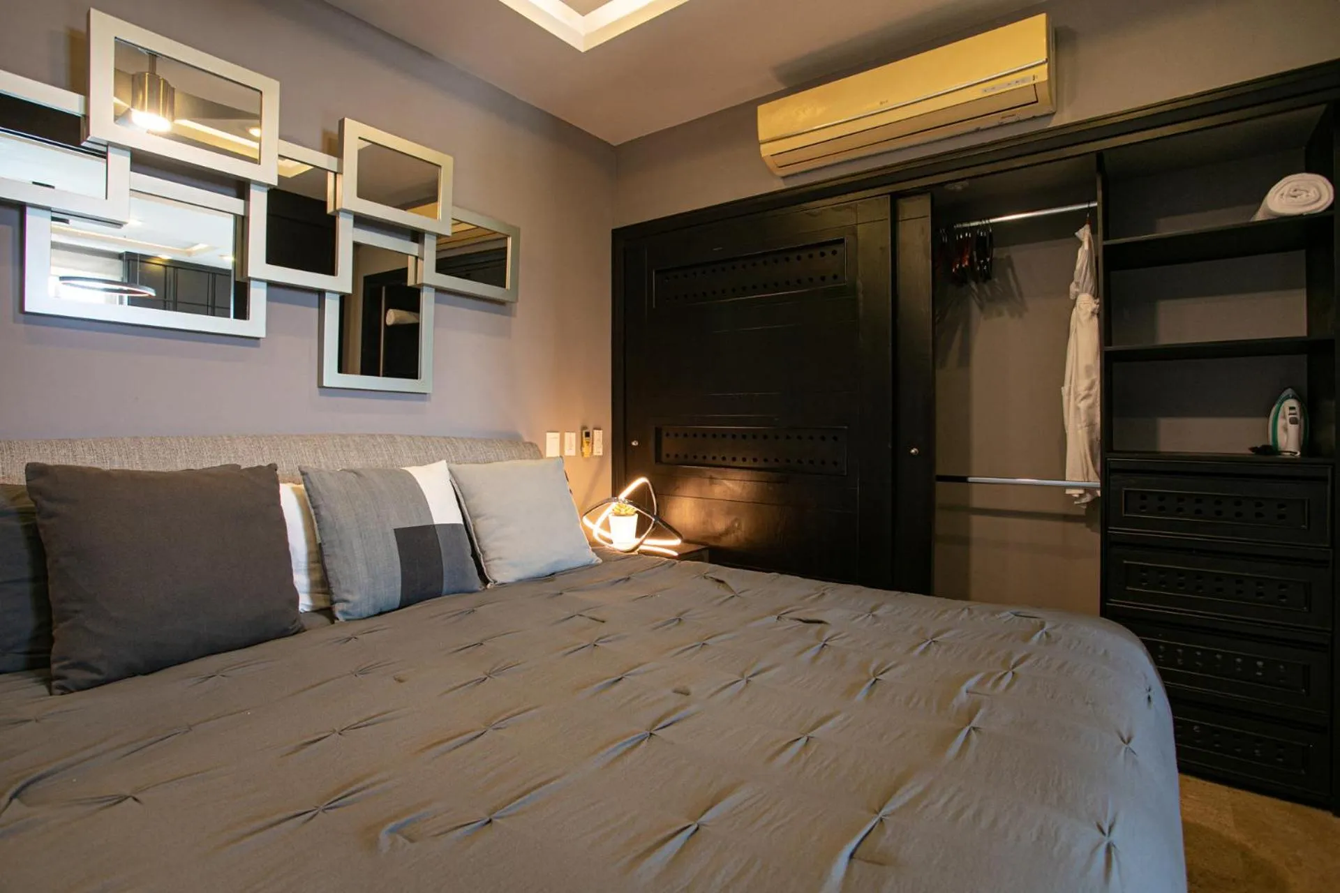 Bed in Pinnacle Resorts 180