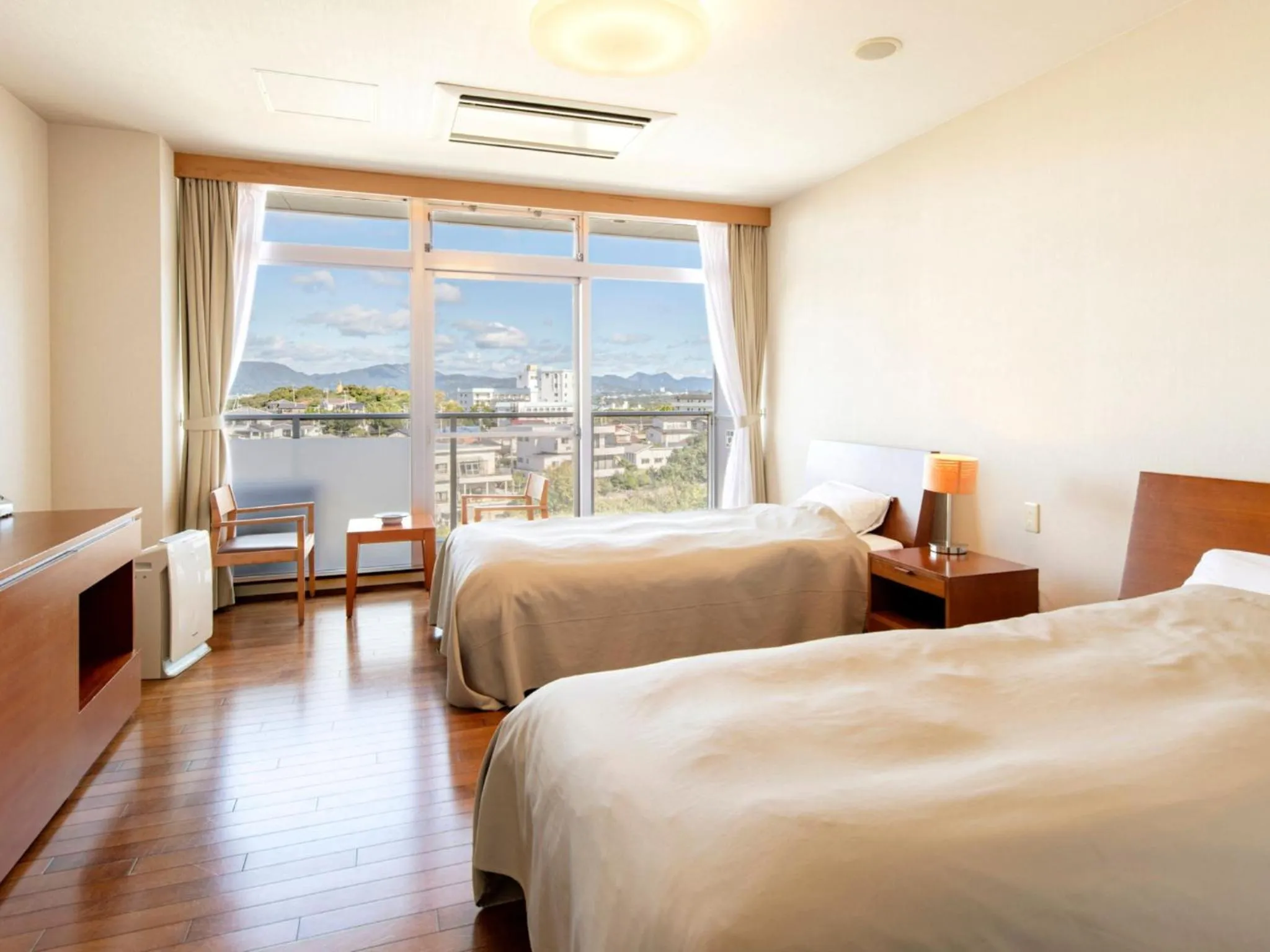 Photo of the whole room, Bed in Kurhouse Shirahama