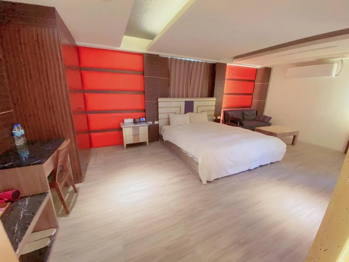 Bed in Michelle hotel