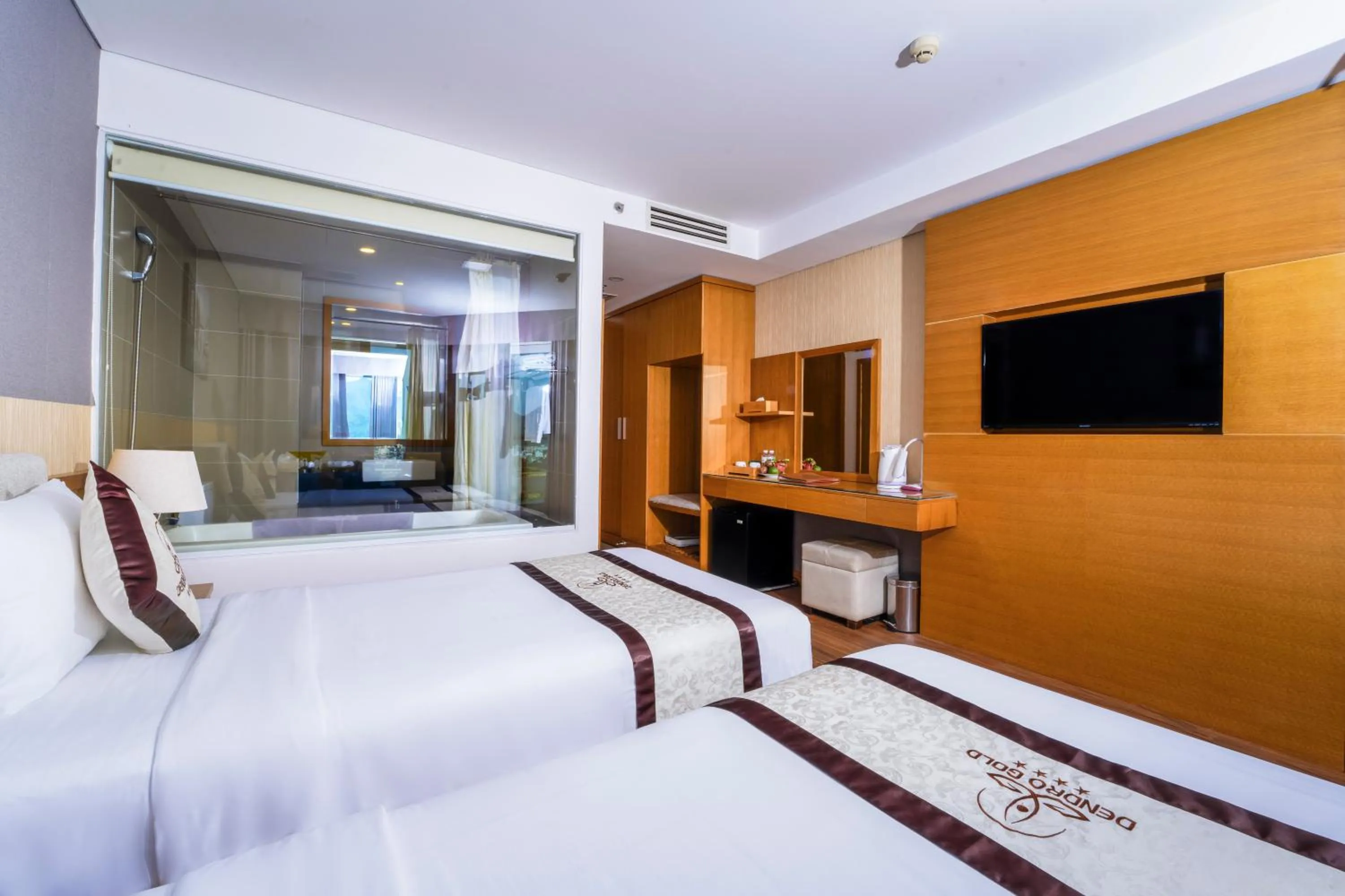 Bedroom, Bed in Dendro Gold Hotel