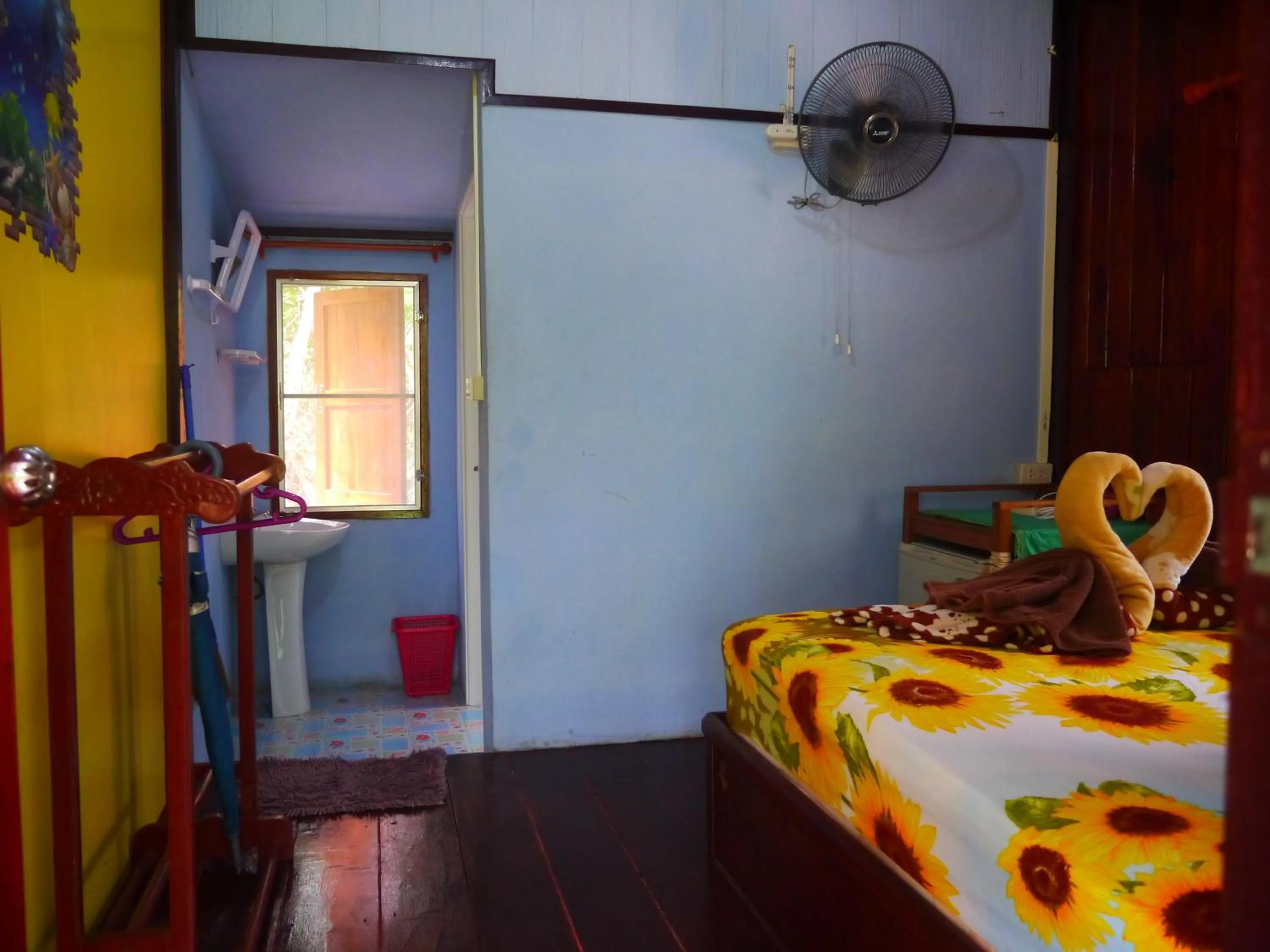 Photo of the whole room, Bed in Mata Guesthouse