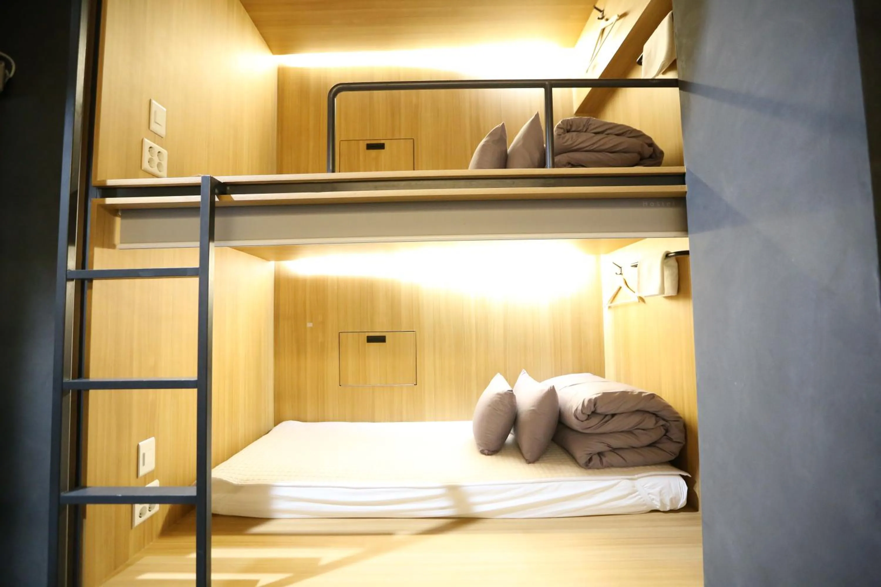 bunk bed, Bed in Philstay Ehwa Boutique - Female Only