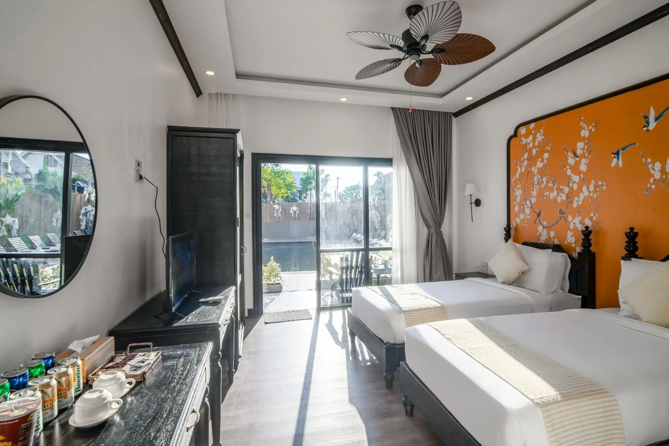 Photo of the whole room, Bed in Luang Prabang Vang Luang Hotel
