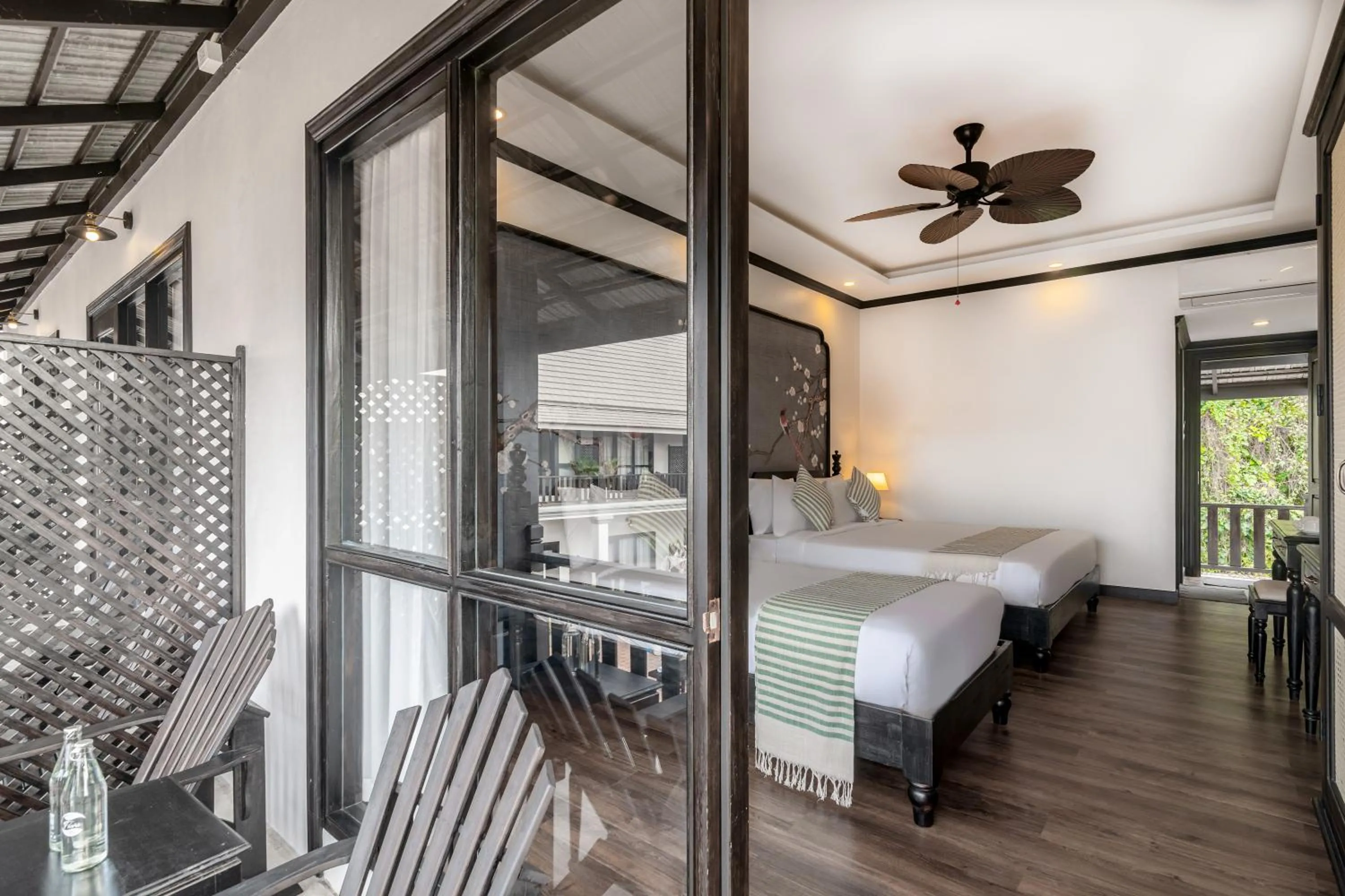 Balcony/Terrace, Bed in Luang Prabang Vang Luang Hotel