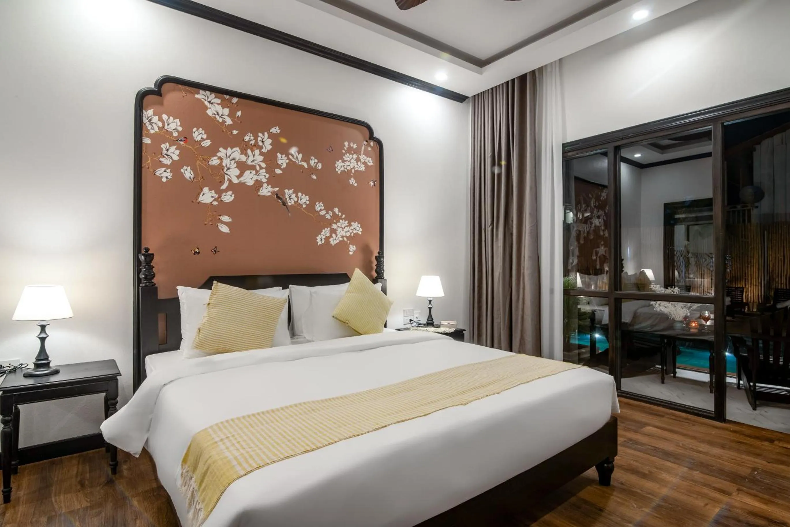 Bed in Luang Prabang Vang Luang Hotel