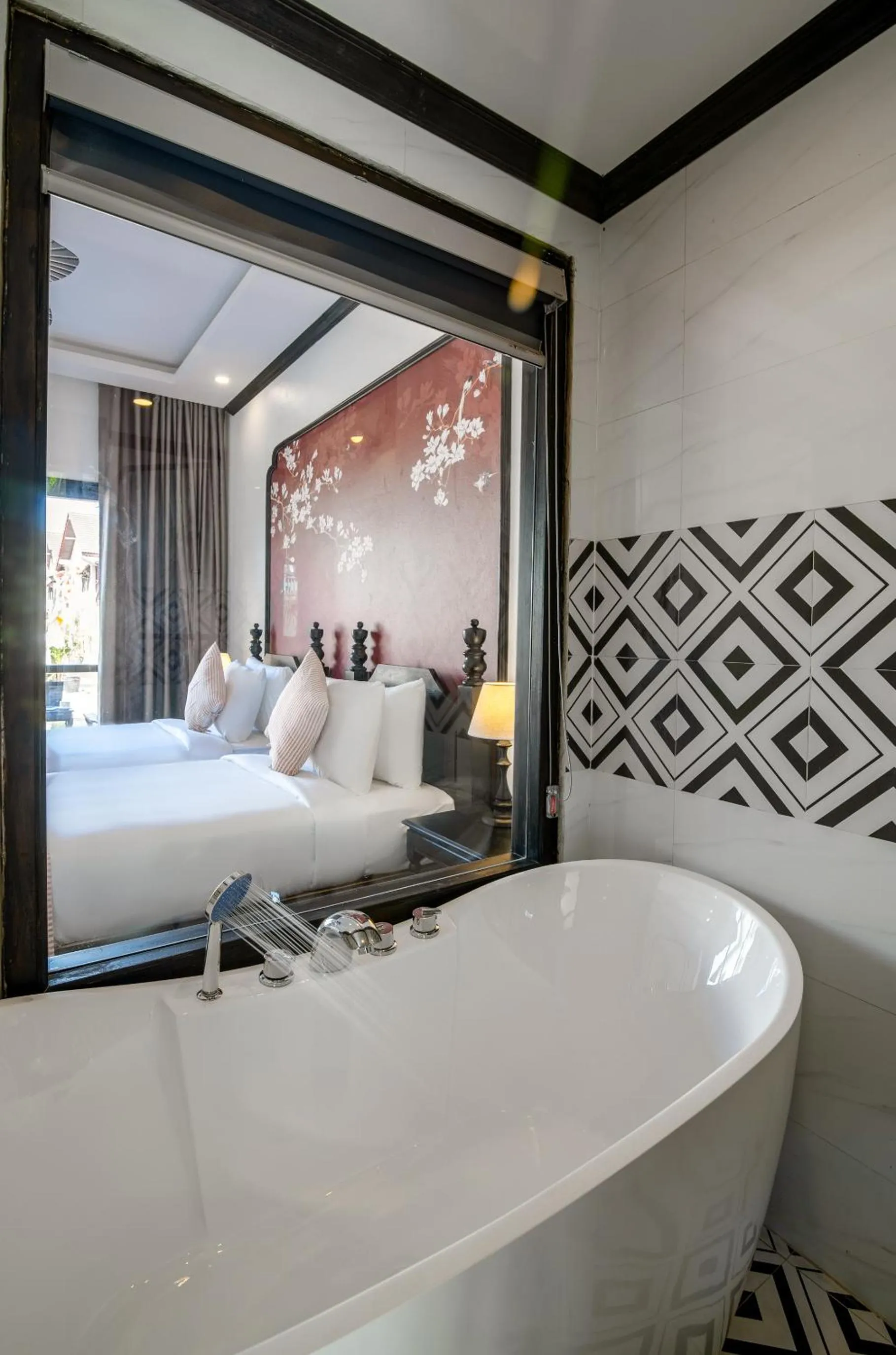 Property building, Bed in Luang Prabang Vang Luang Hotel