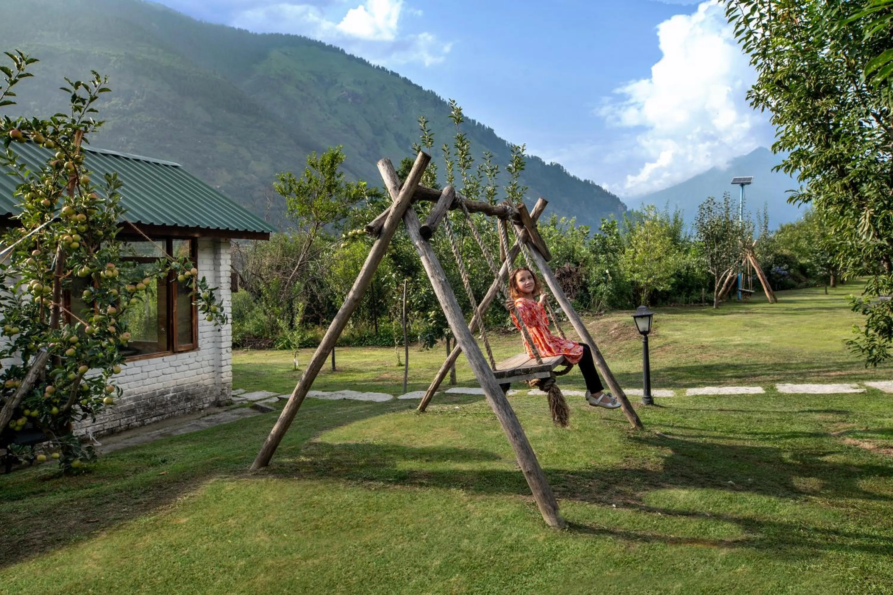 Children play ground in Larisa Resort Manali