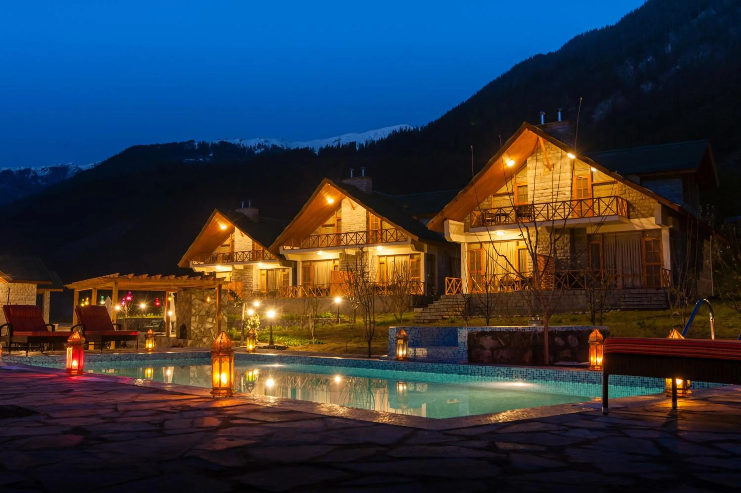 Area and facilities in Larisa Resort Manali