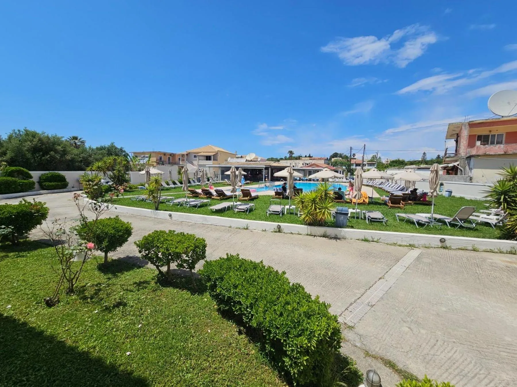 Property building in Tondoris Apartments