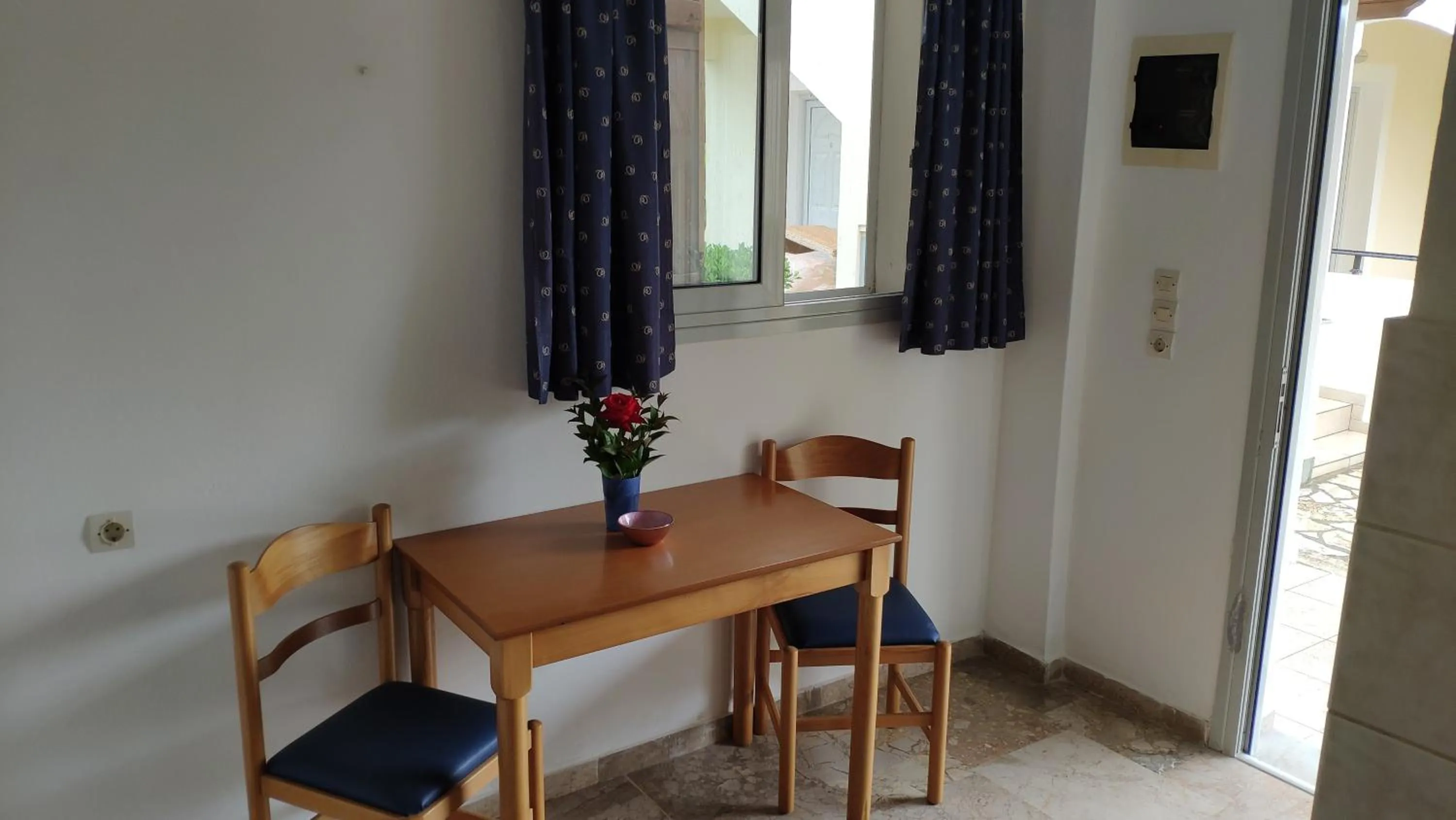 Seating area in Tondoris Apartments