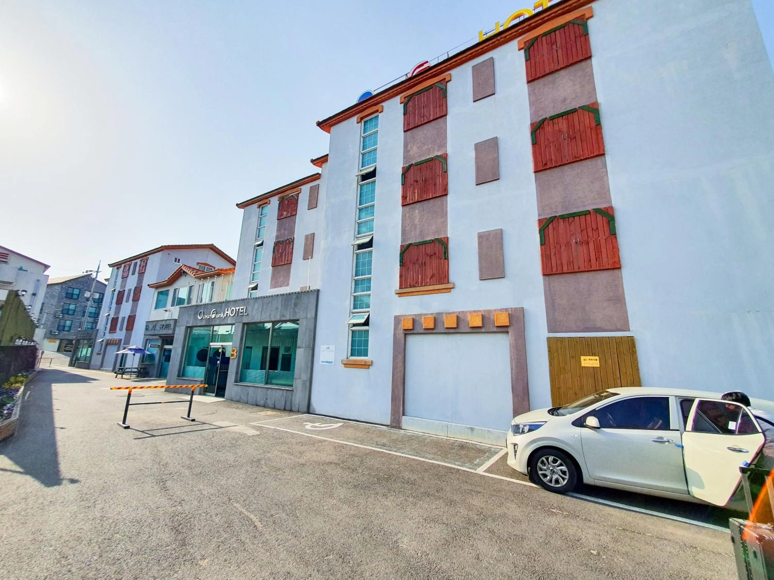 Property building in Jeju Ocean Family Hotel