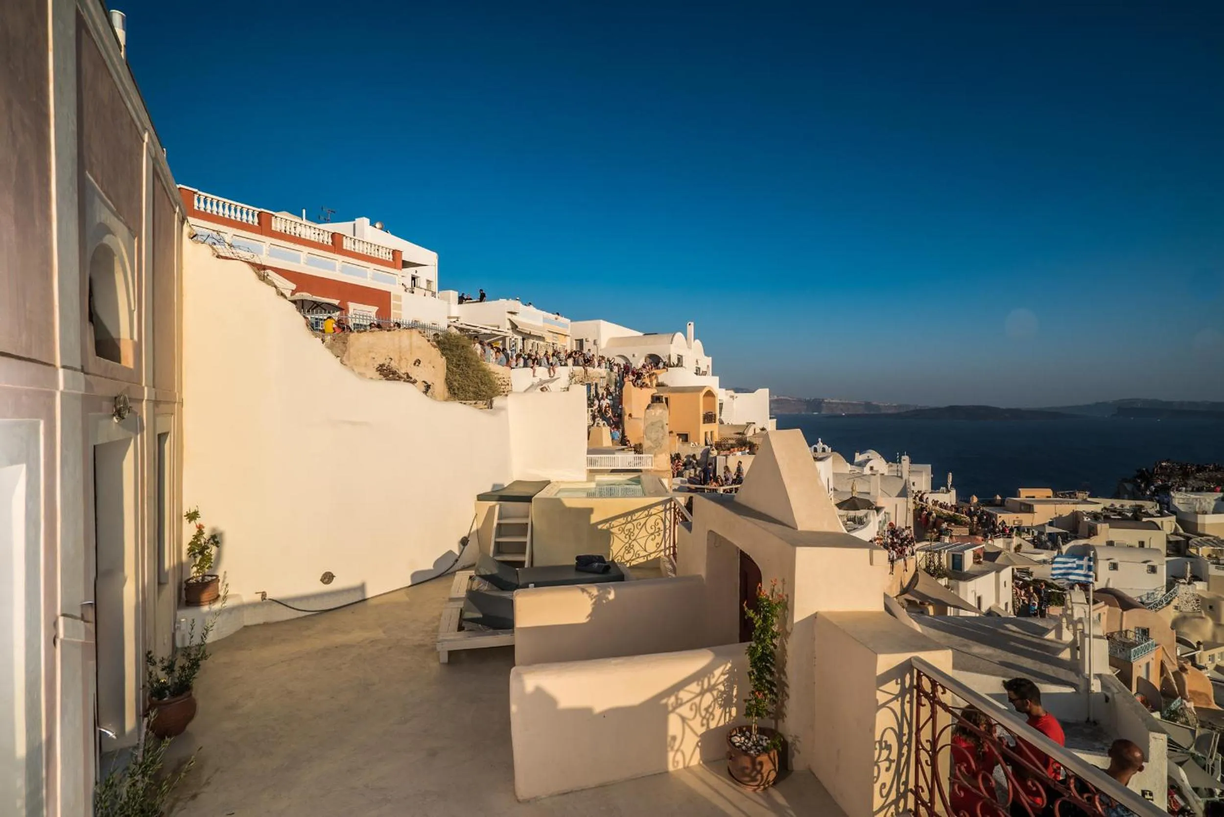 Facade/entrance in Poseidon Mansion Sunset