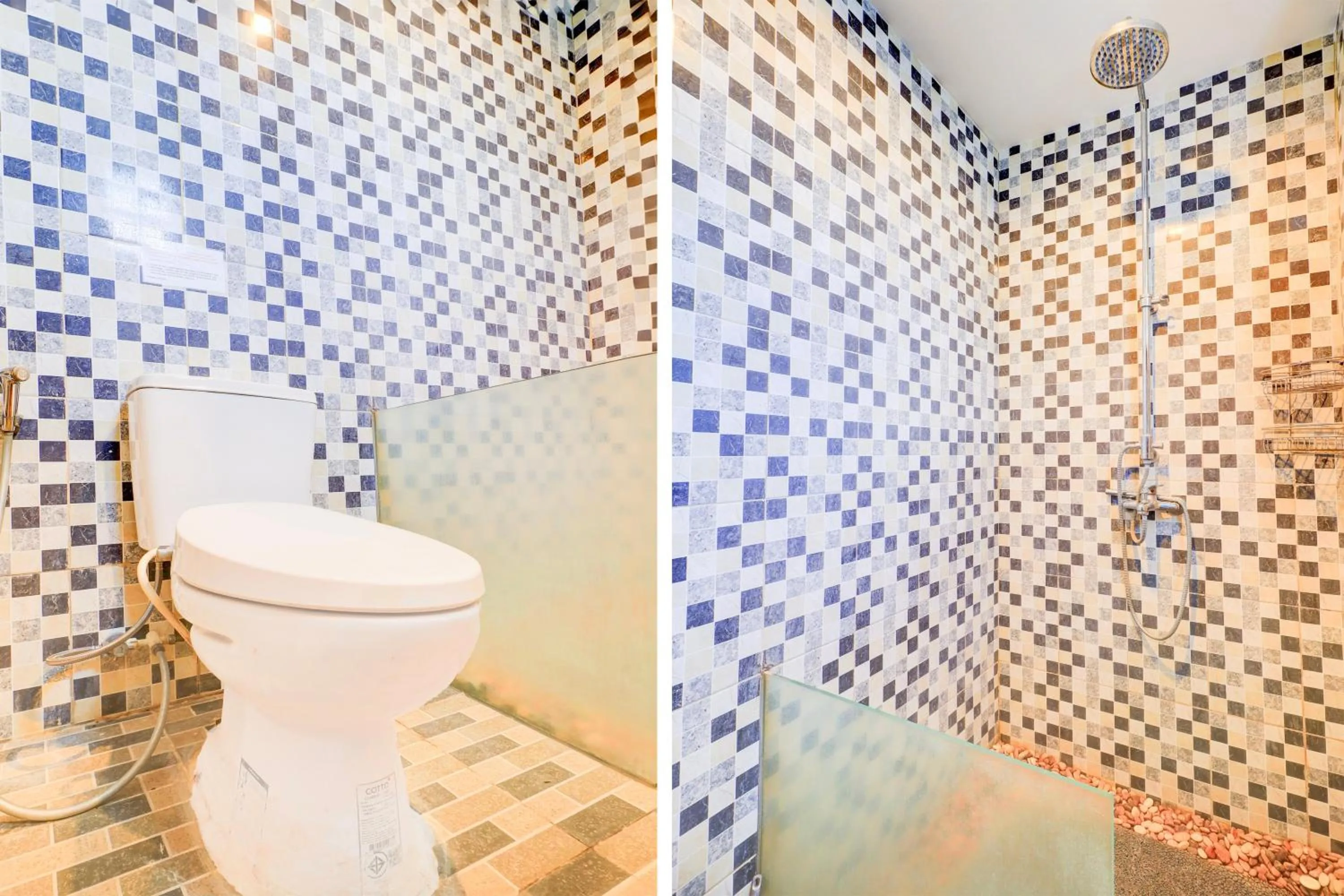 Bathroom in Collection O Putri Inn Homestay