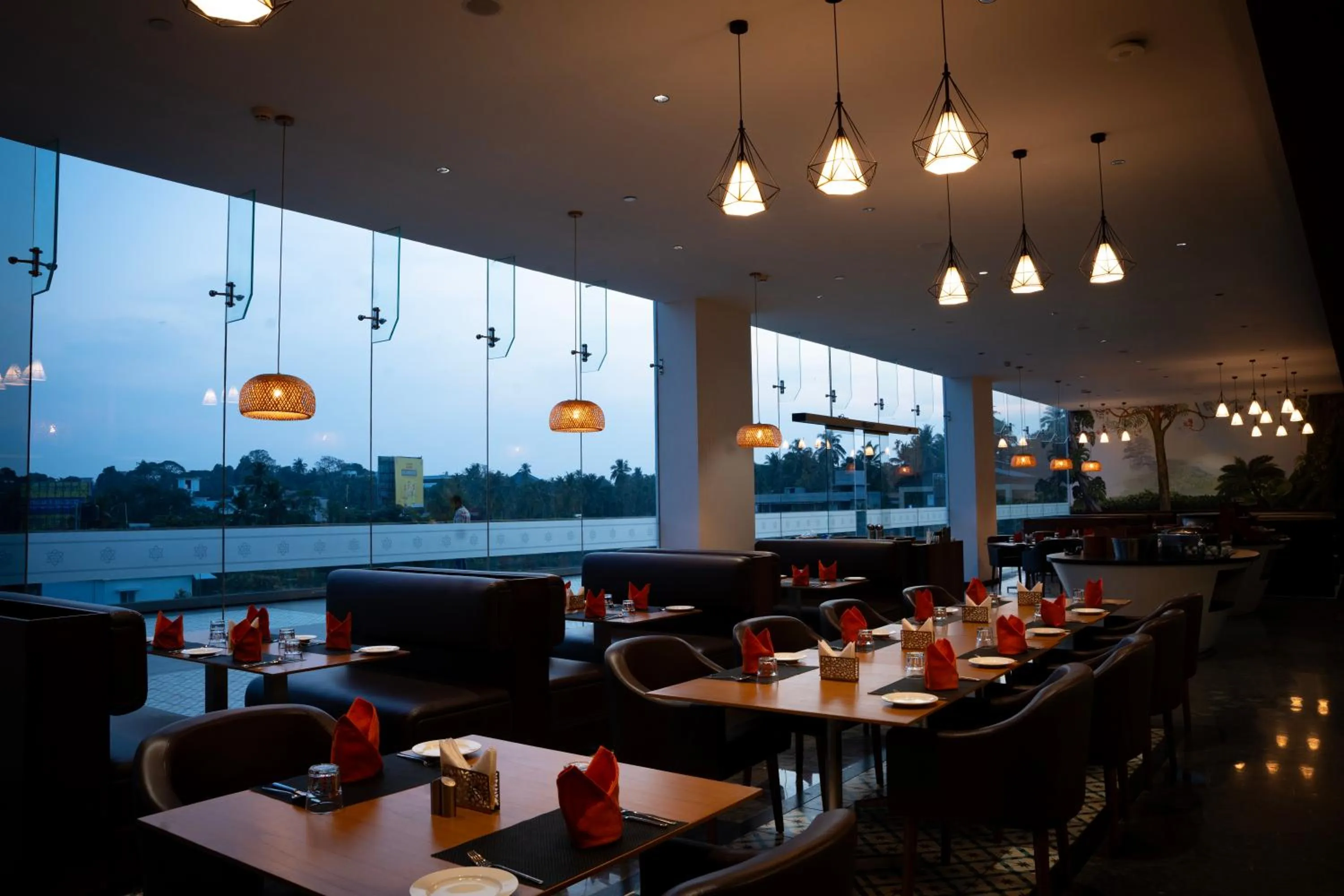 Restaurant/places to eat in Gokulam Grand Kozhikode