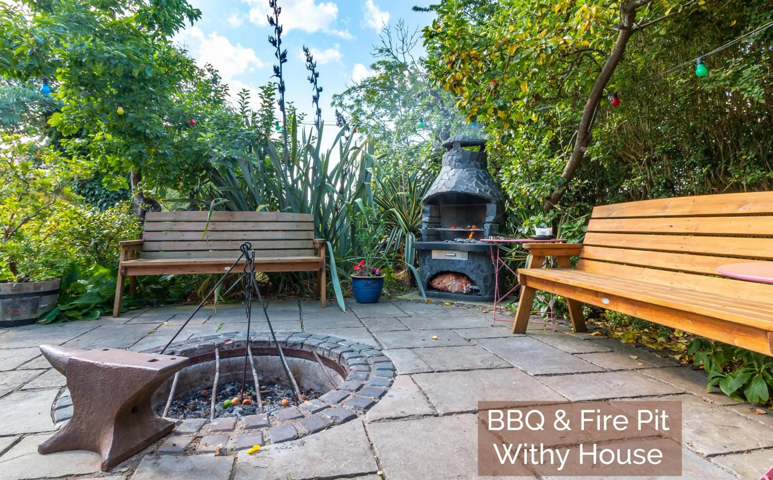 Garden in Withy Cottages