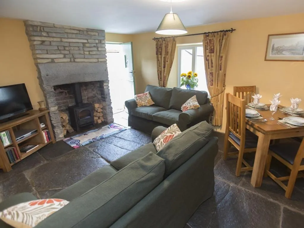 Living room in Withy Cottages