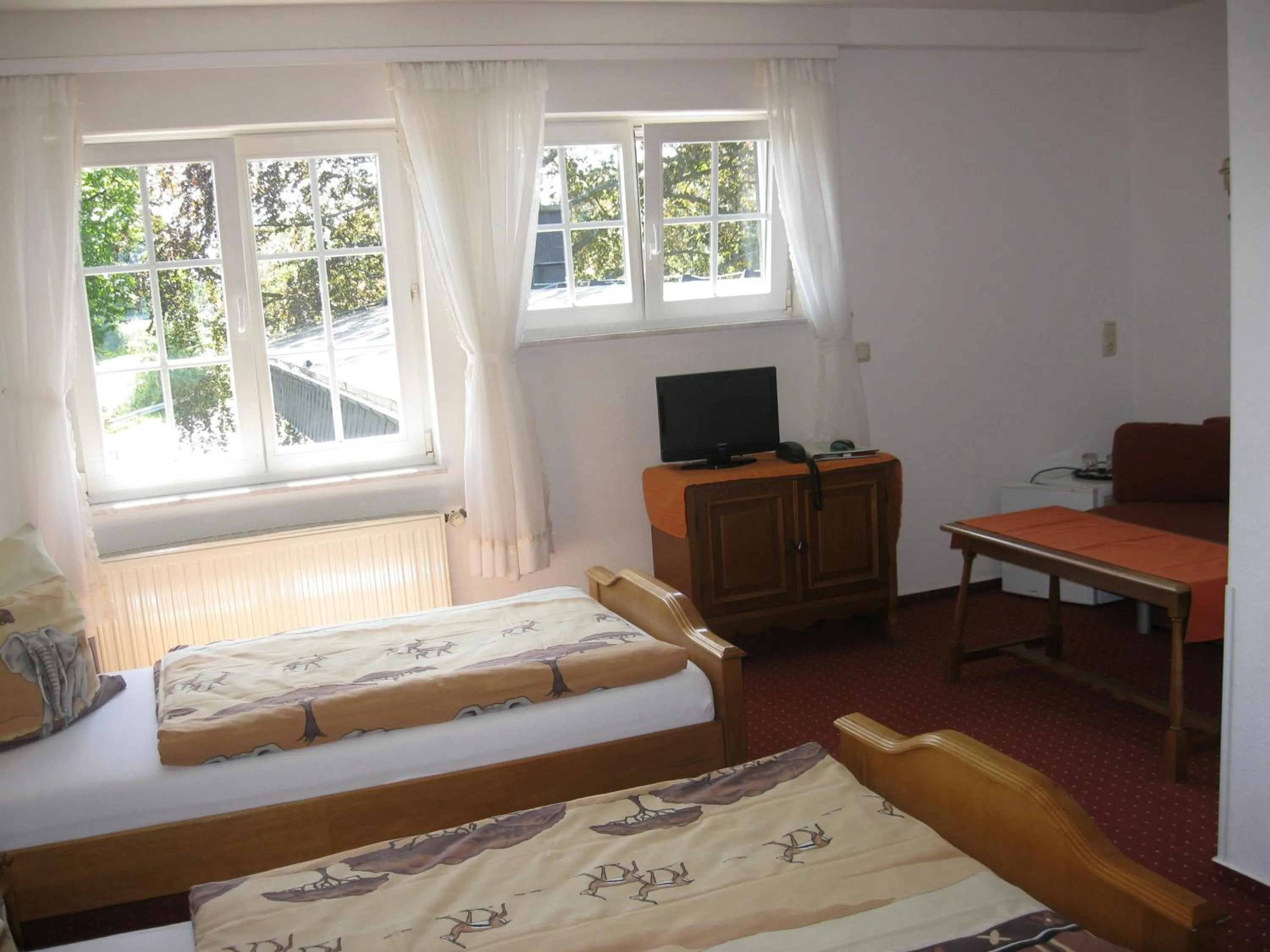 Photo of the whole room, Bed in Jagdhaus Weber