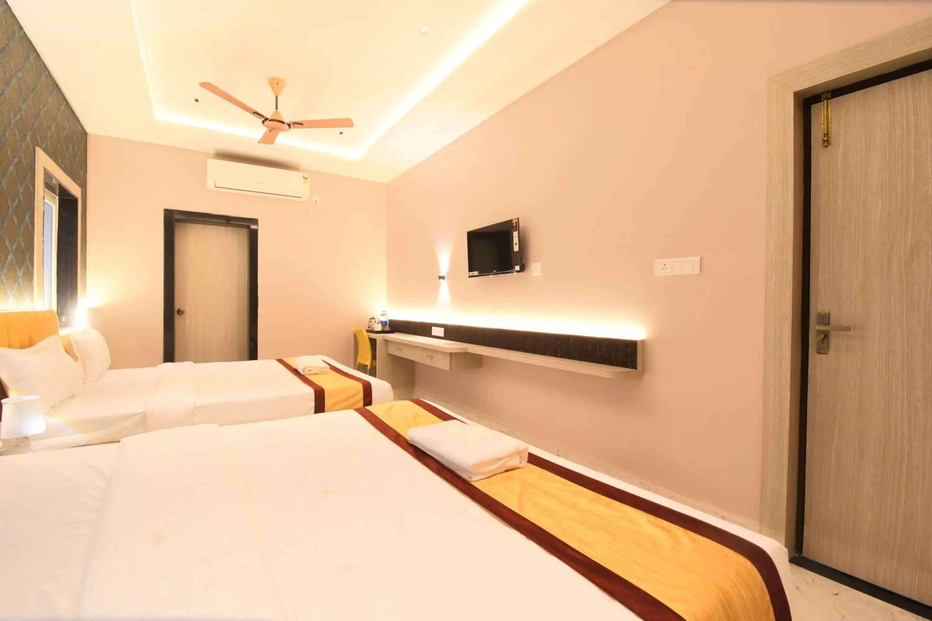 Bed in Hotel Sai Swastik