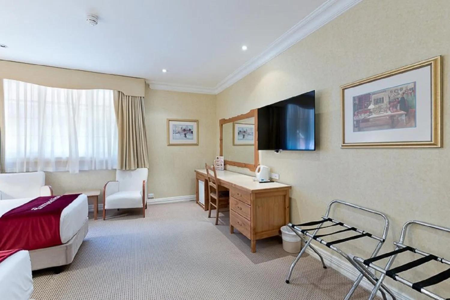 TV and multimedia in Hotel The Teo Near Delhi AIRPORT