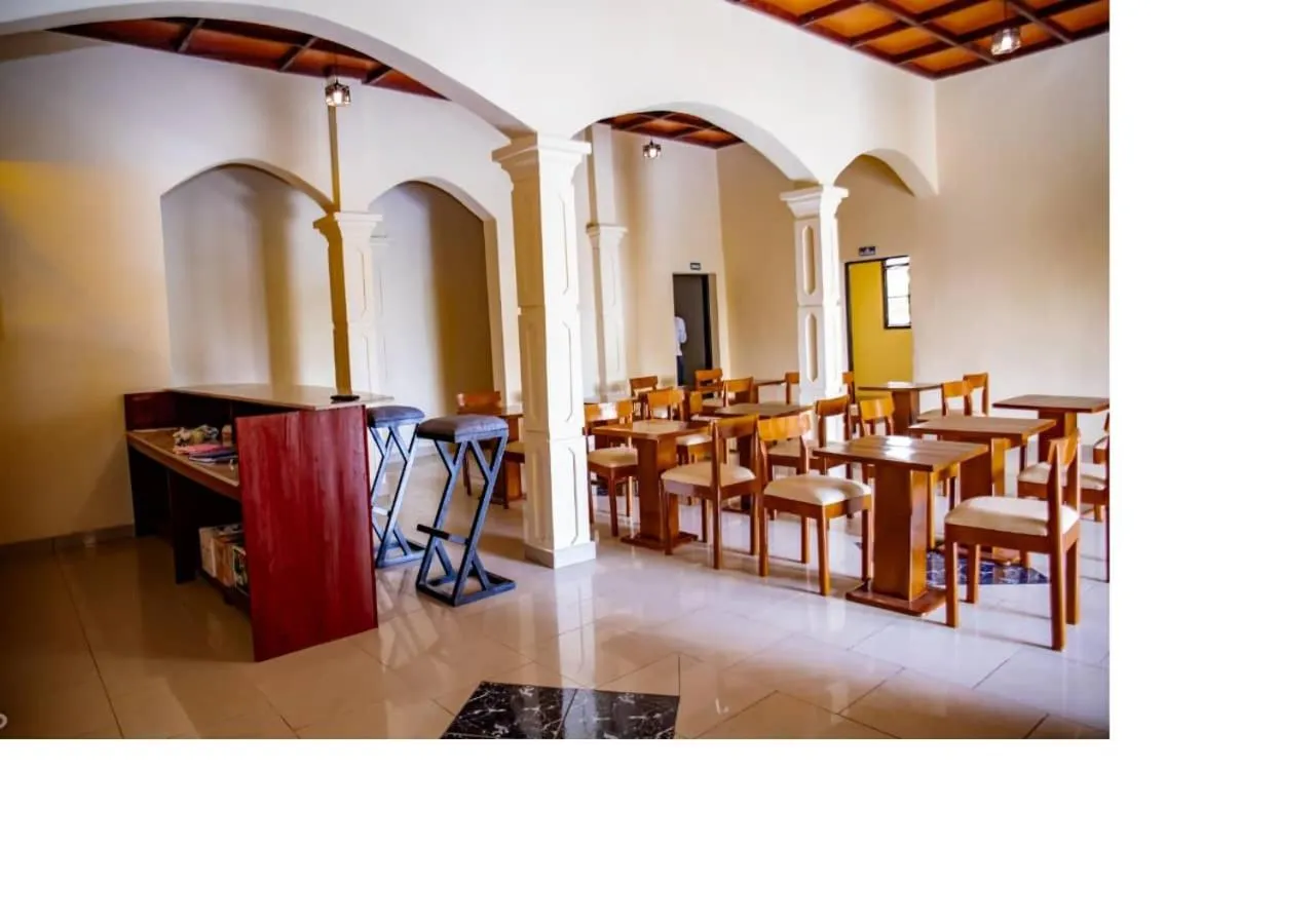 Restaurant/places to eat in Bujumbura Hotel and Appartment