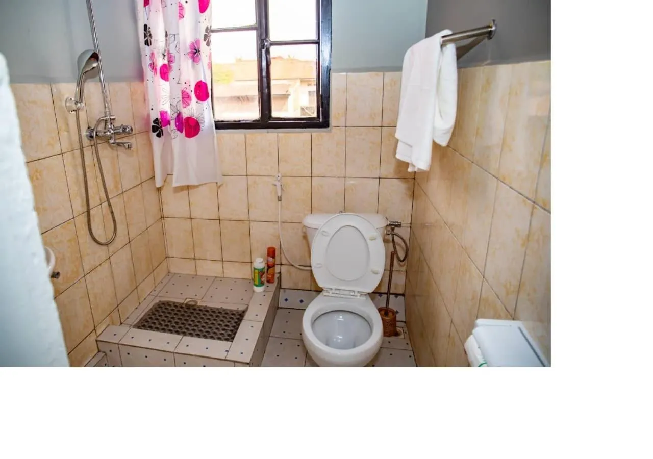 Shower in Bujumbura Hotel and Appartment