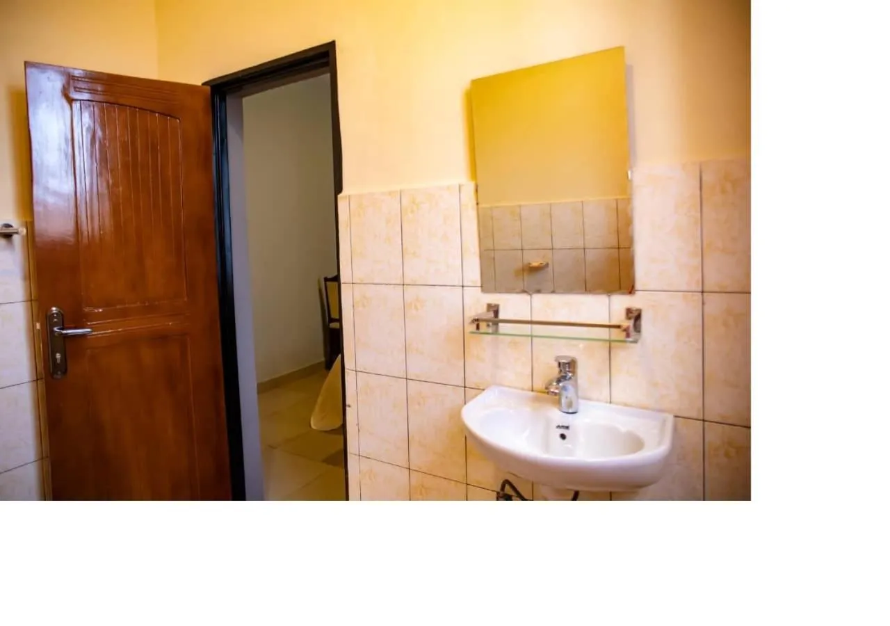 Shower in Bujumbura Hotel and Appartment