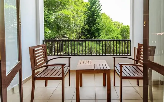 Garden view in Blue Spring Hotel Wadduwa