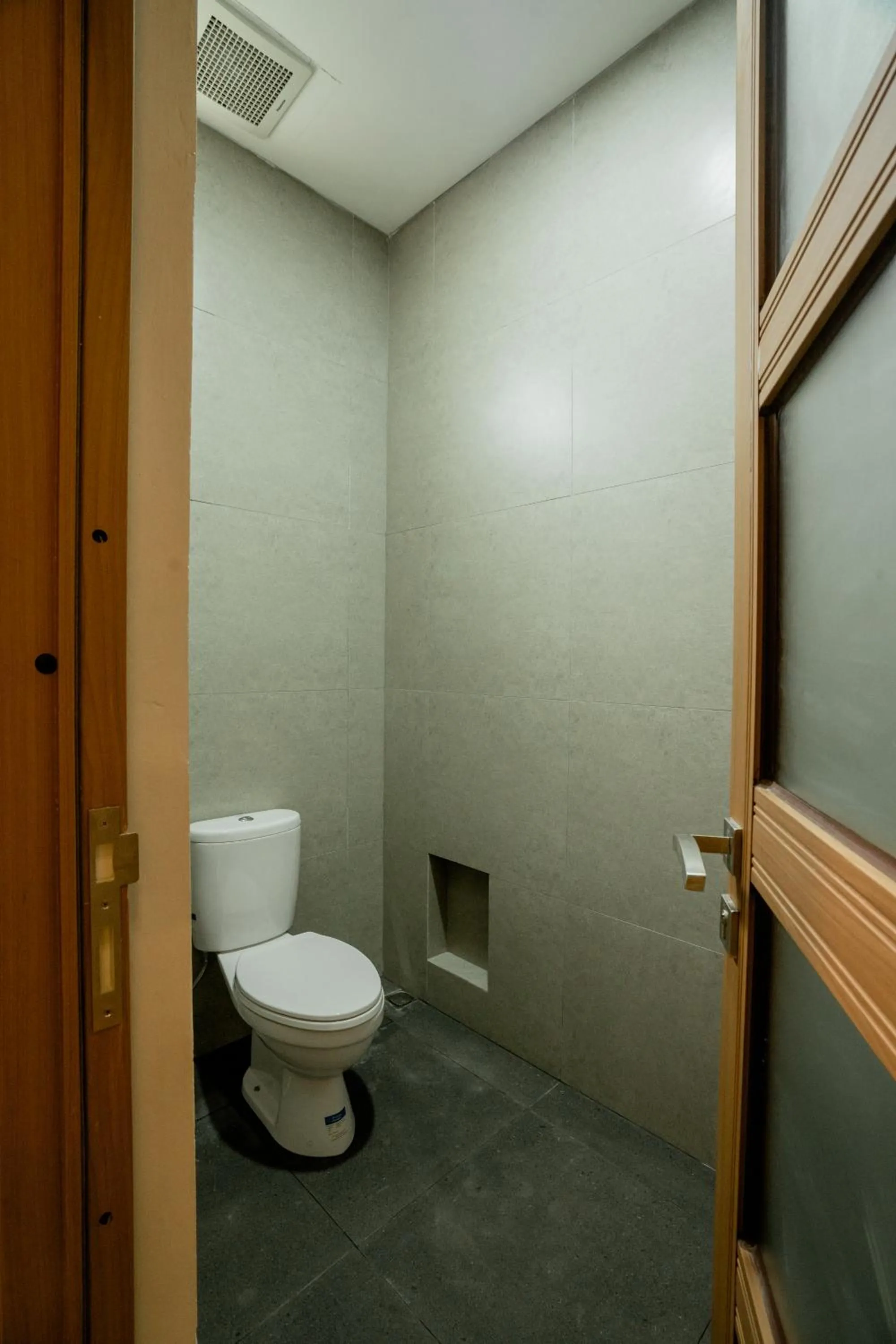 Toilet in Wanaseta Guesthouse