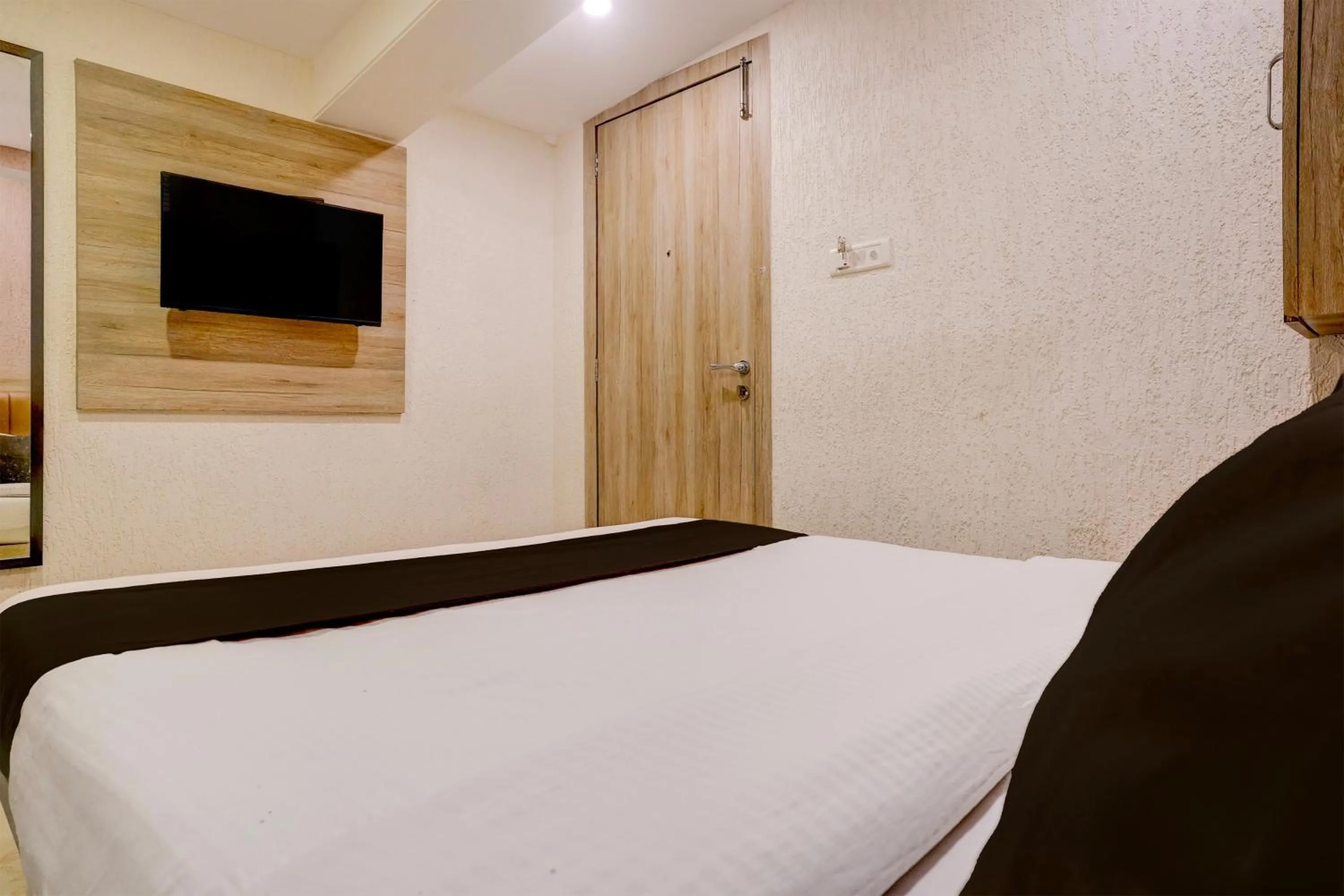 Collection O Crawford Market Formerly Al Ibrahim Hotel