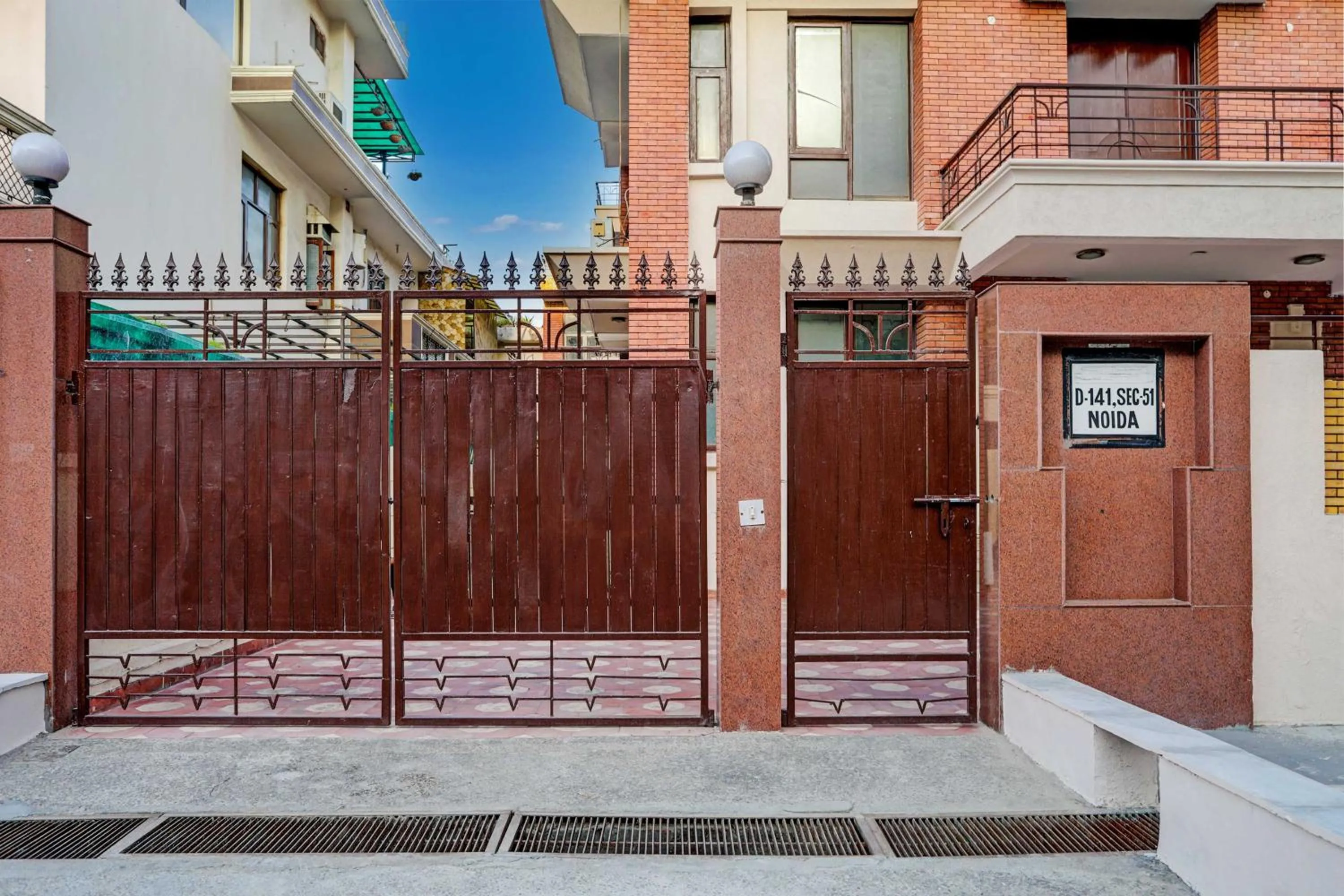 Facade/entrance in Hotel O Sunshine Near Iskcon Temple Noida