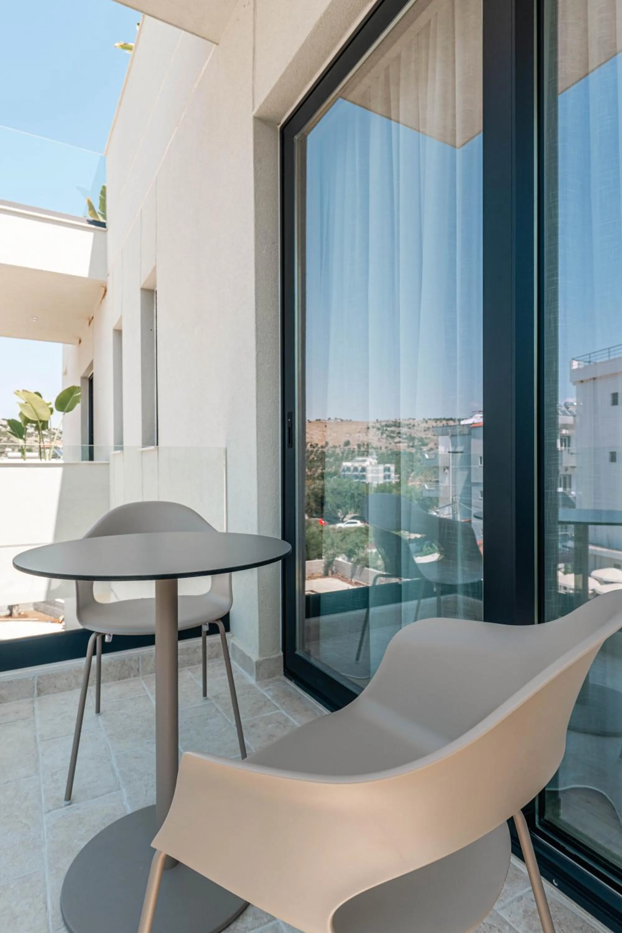 Patio in Sondor Hotel