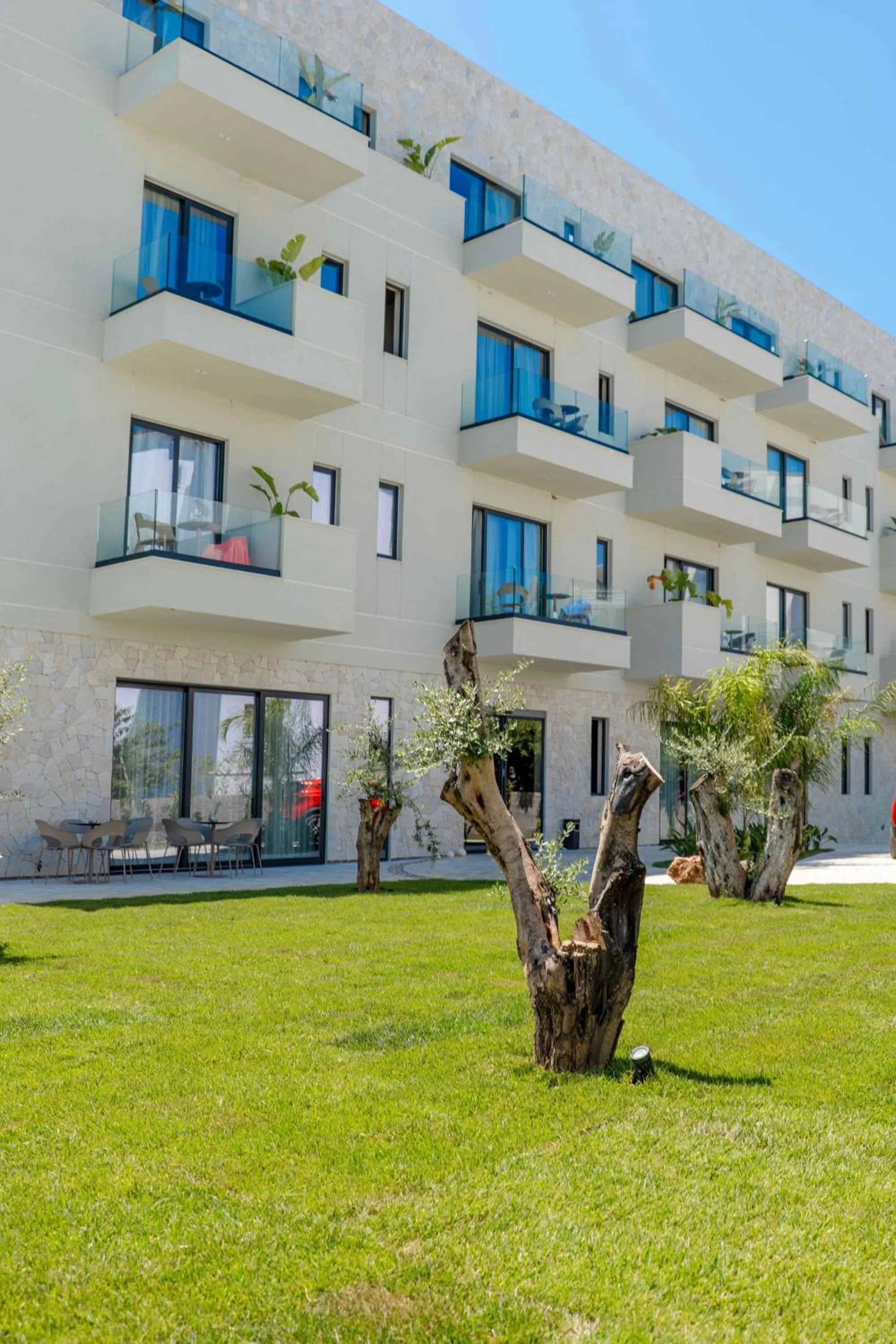 Property building in Sondor Hotel