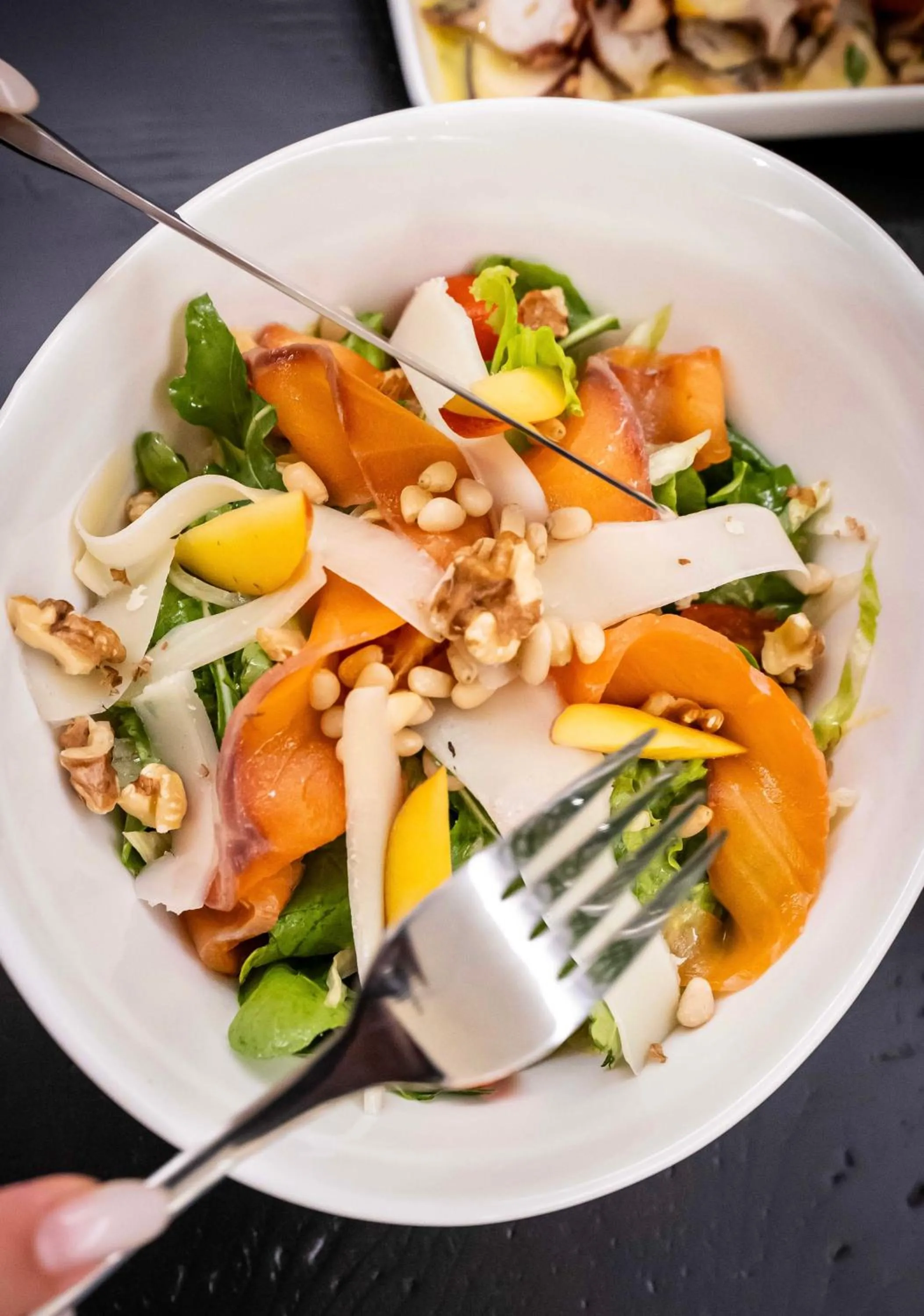 Restaurant/places to eat in Sondor Hotel