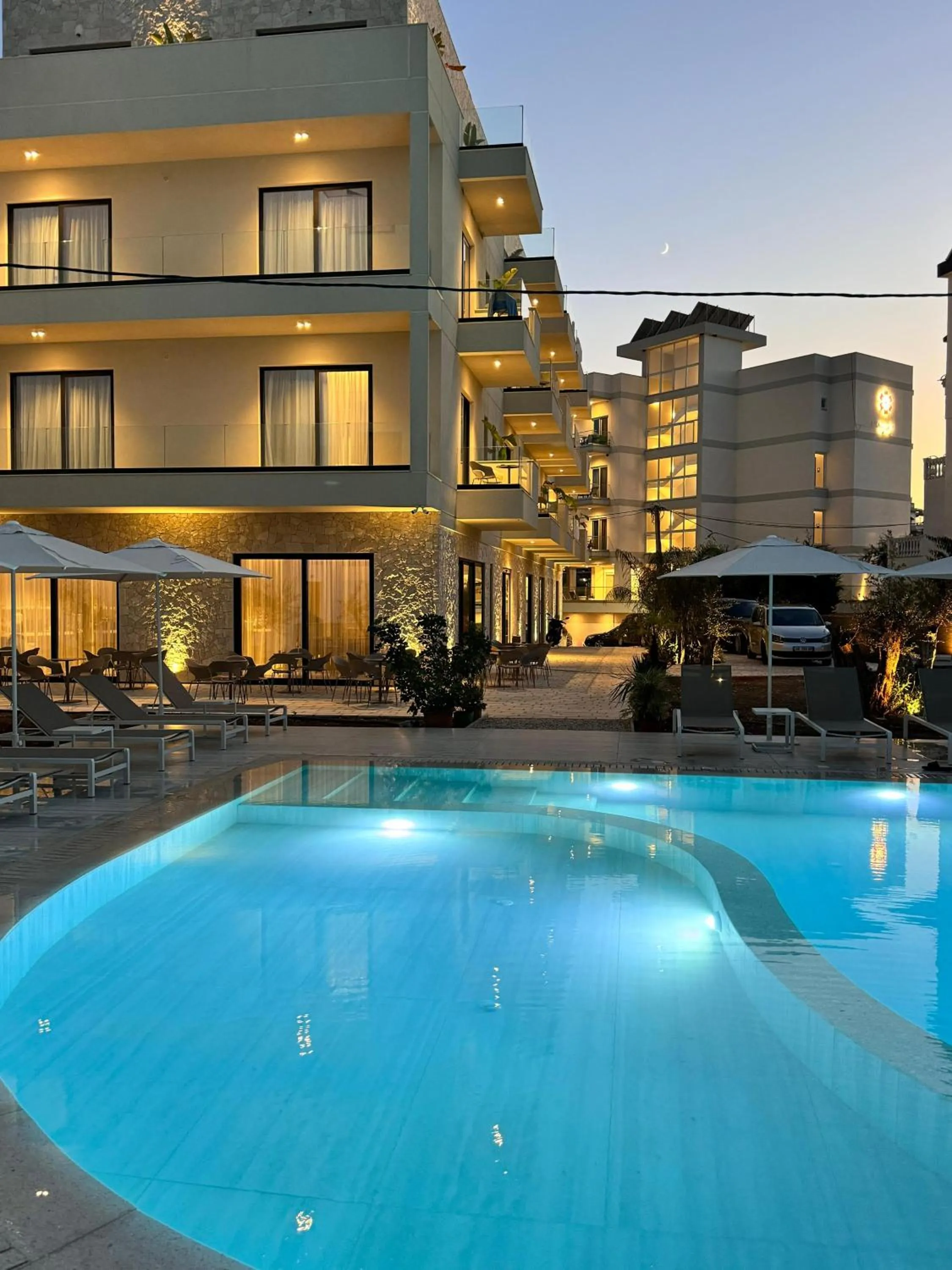 Property building in Sondor Hotel