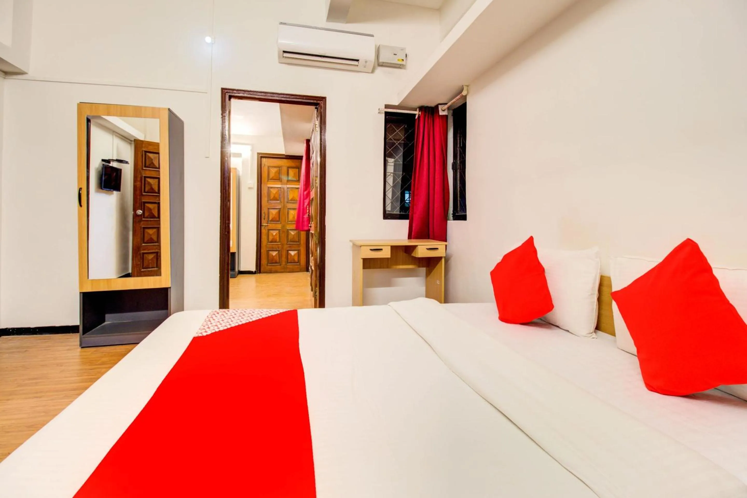 Bedroom, Bed in OYO 77230 Saubhagya Inn