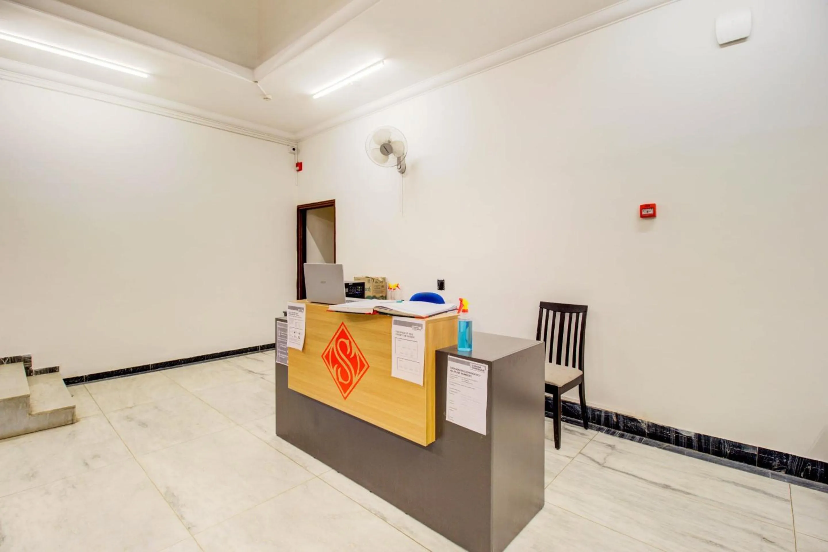 Lobby or reception in OYO 77230 Saubhagya Inn