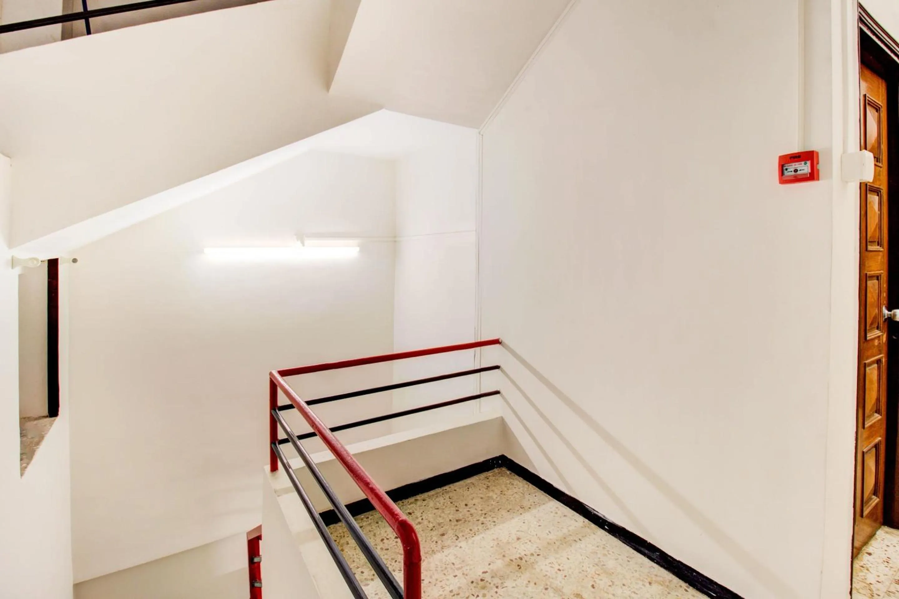 Bed in OYO 77230 Saubhagya Inn