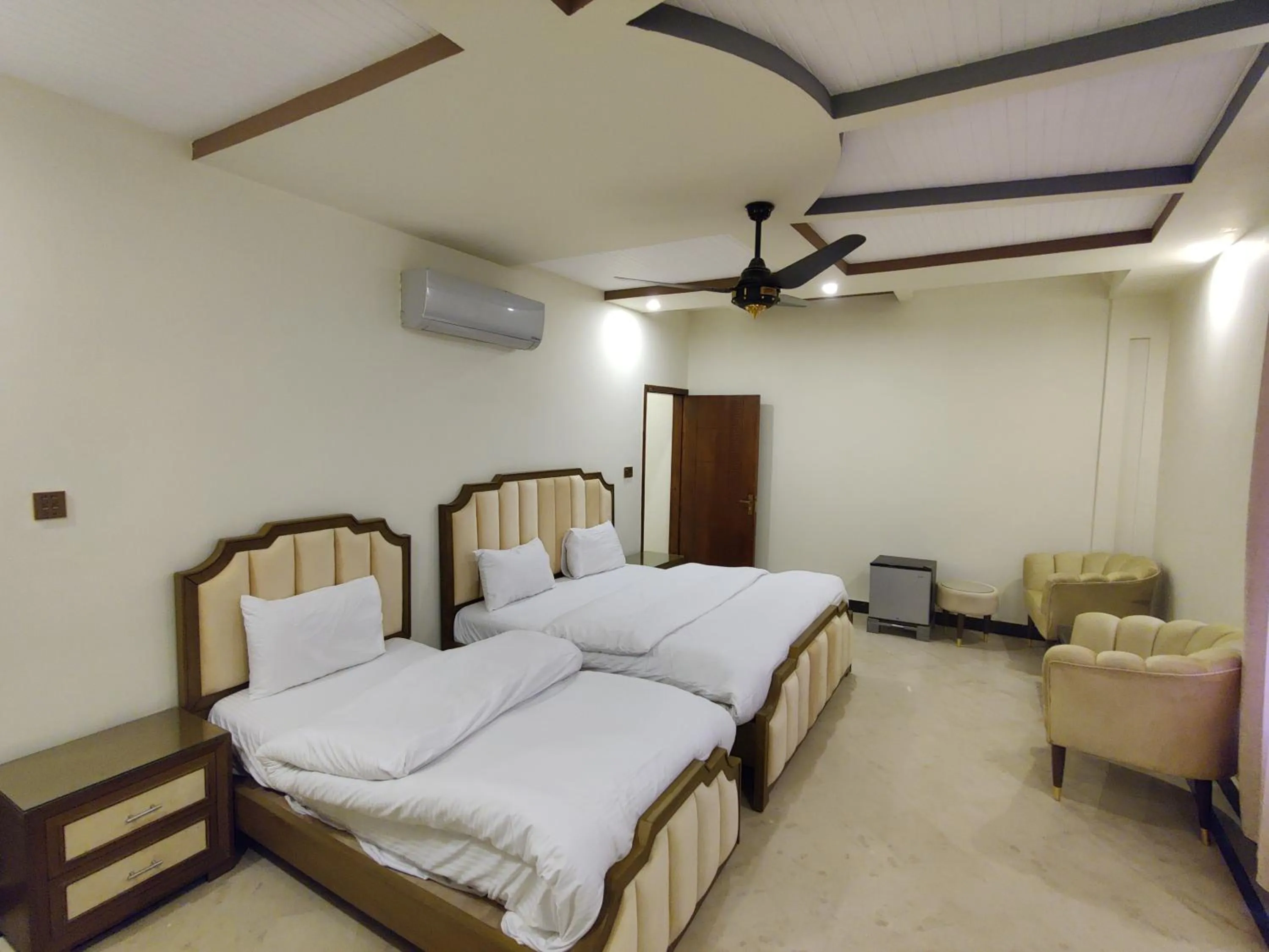 Bed in AL Fateh Hotel