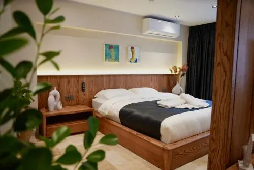 Khalkedon Suites