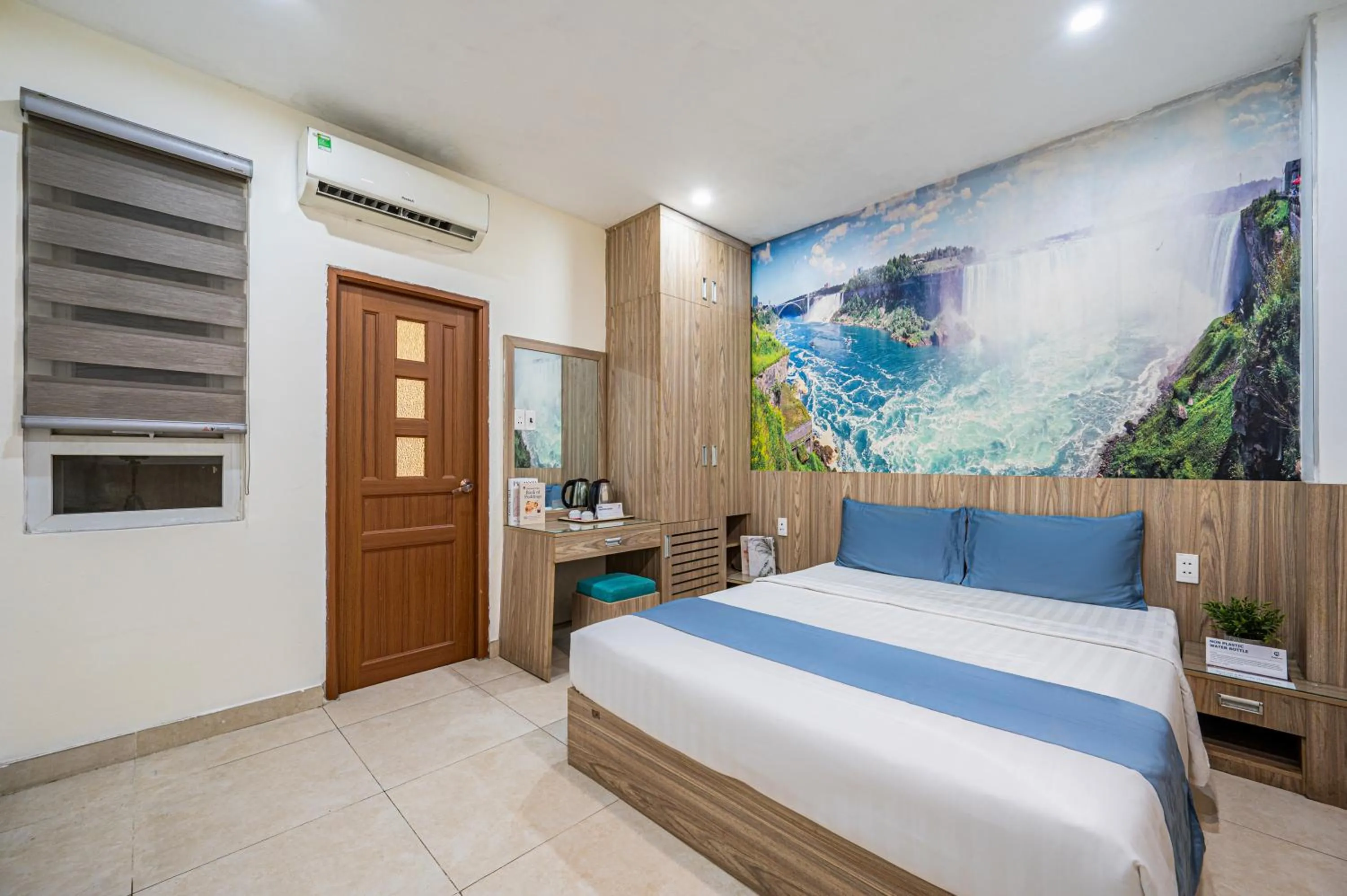 Bed in Cozrum - Love Hotel Trần Bình Trọng