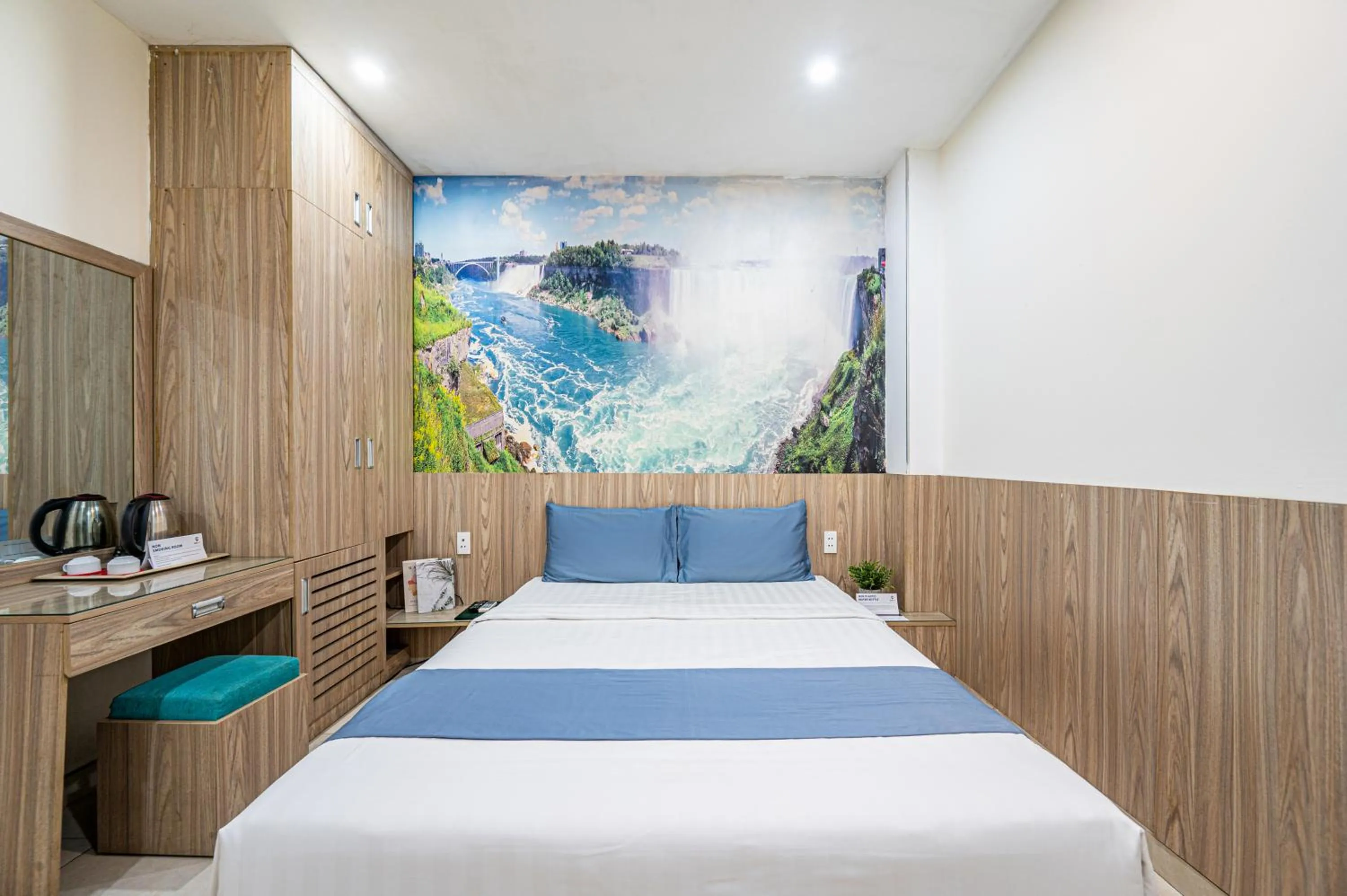 Bed in Cozrum - Love Hotel Trần Bình Trọng