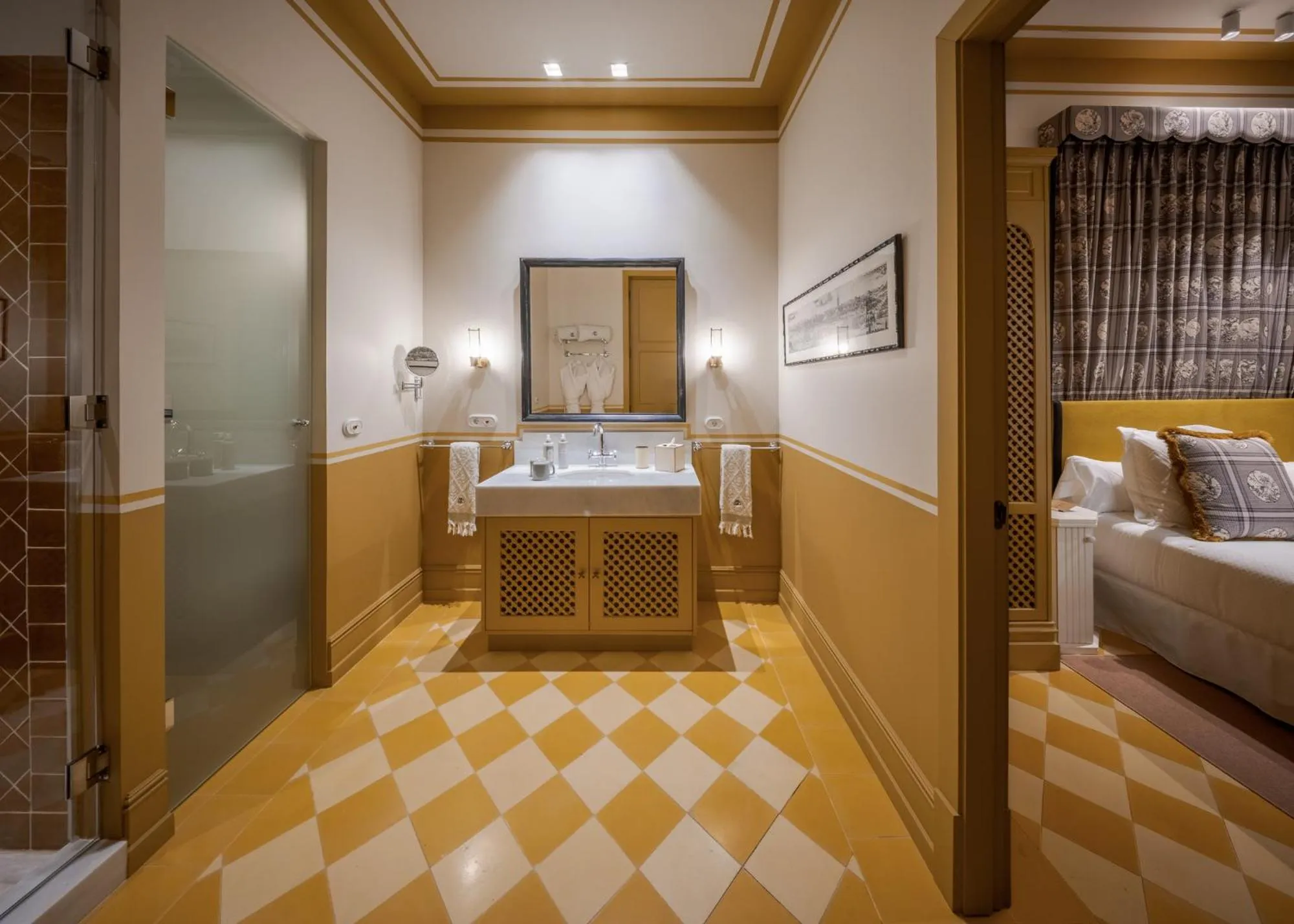 Bathroom, Bed in Cristine Bedfor Sevilla Boutique Hotel