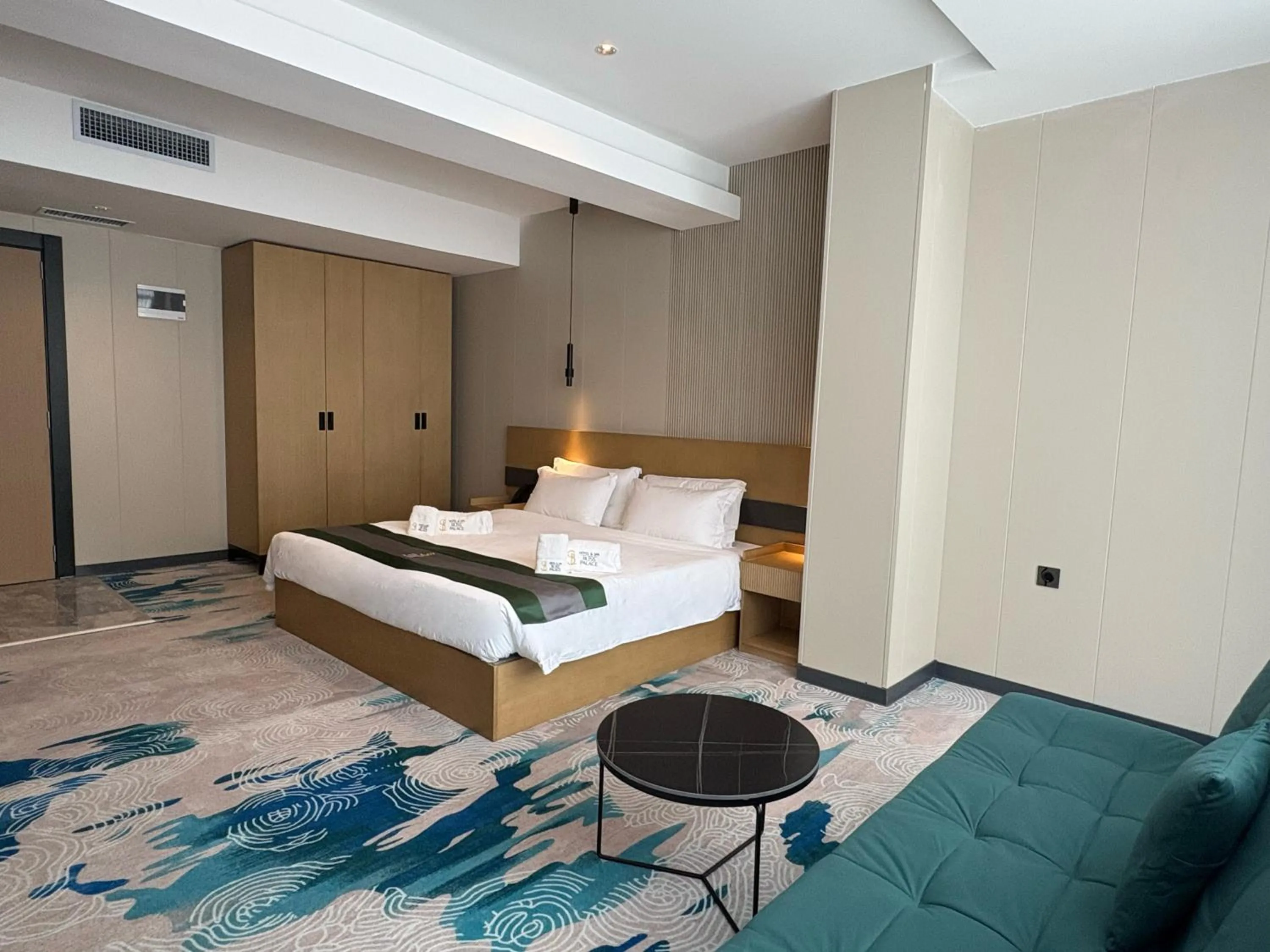 Bedroom, Bed in Bliss Palace Hotel & Spa