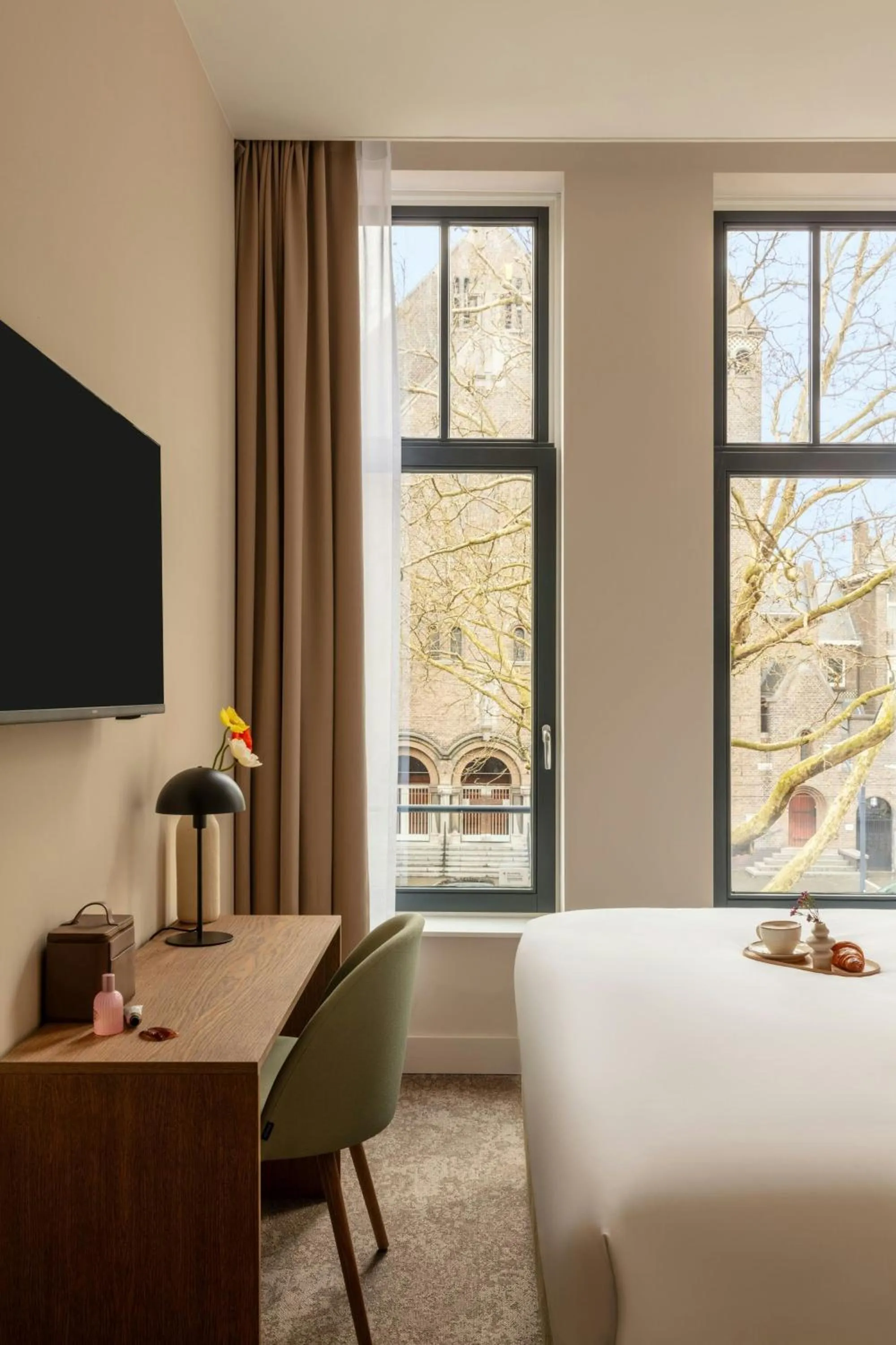 Photo of the whole room, Bed in Hotel Middelland Rotterdam