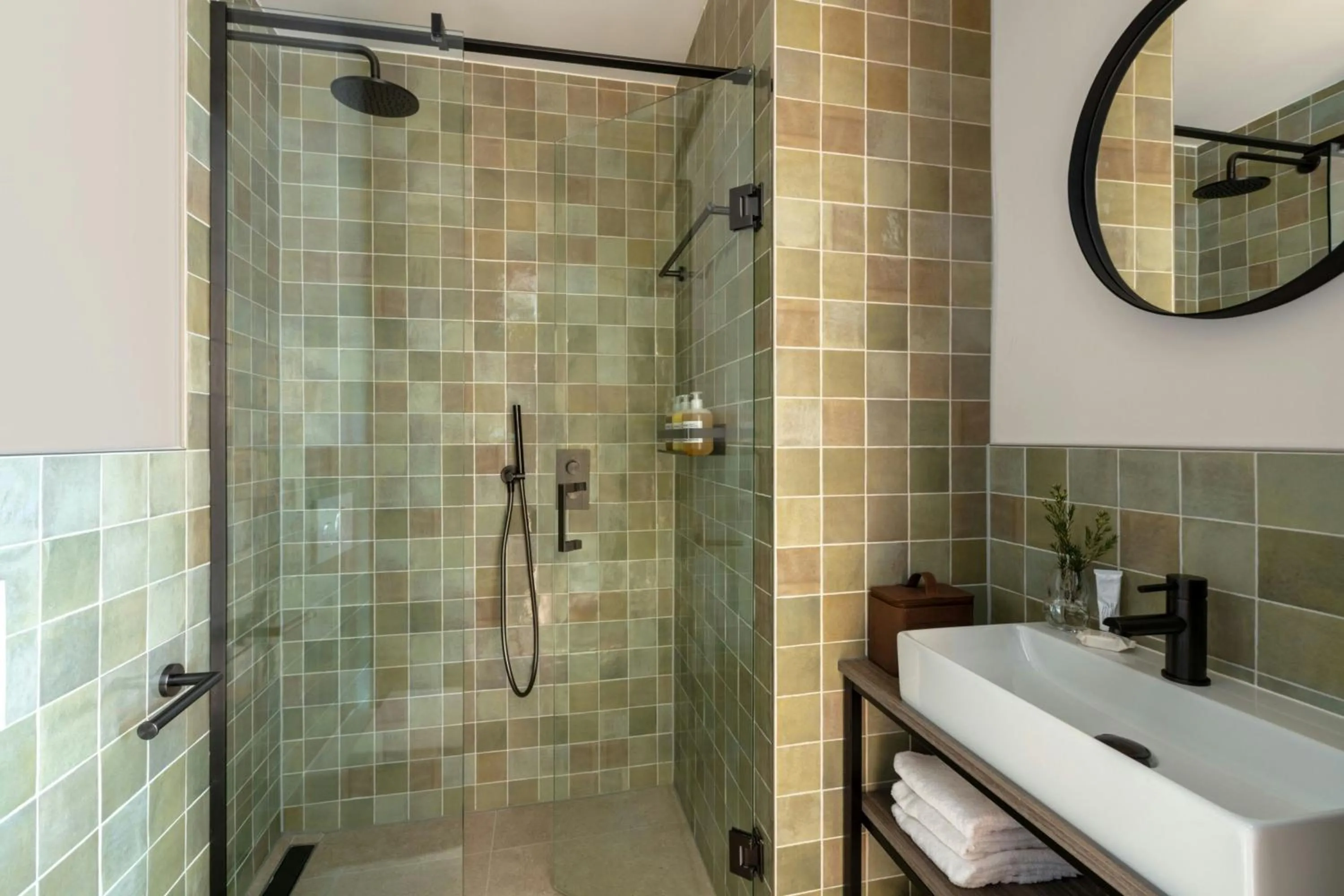 Bathroom in Hotel Middelland Rotterdam