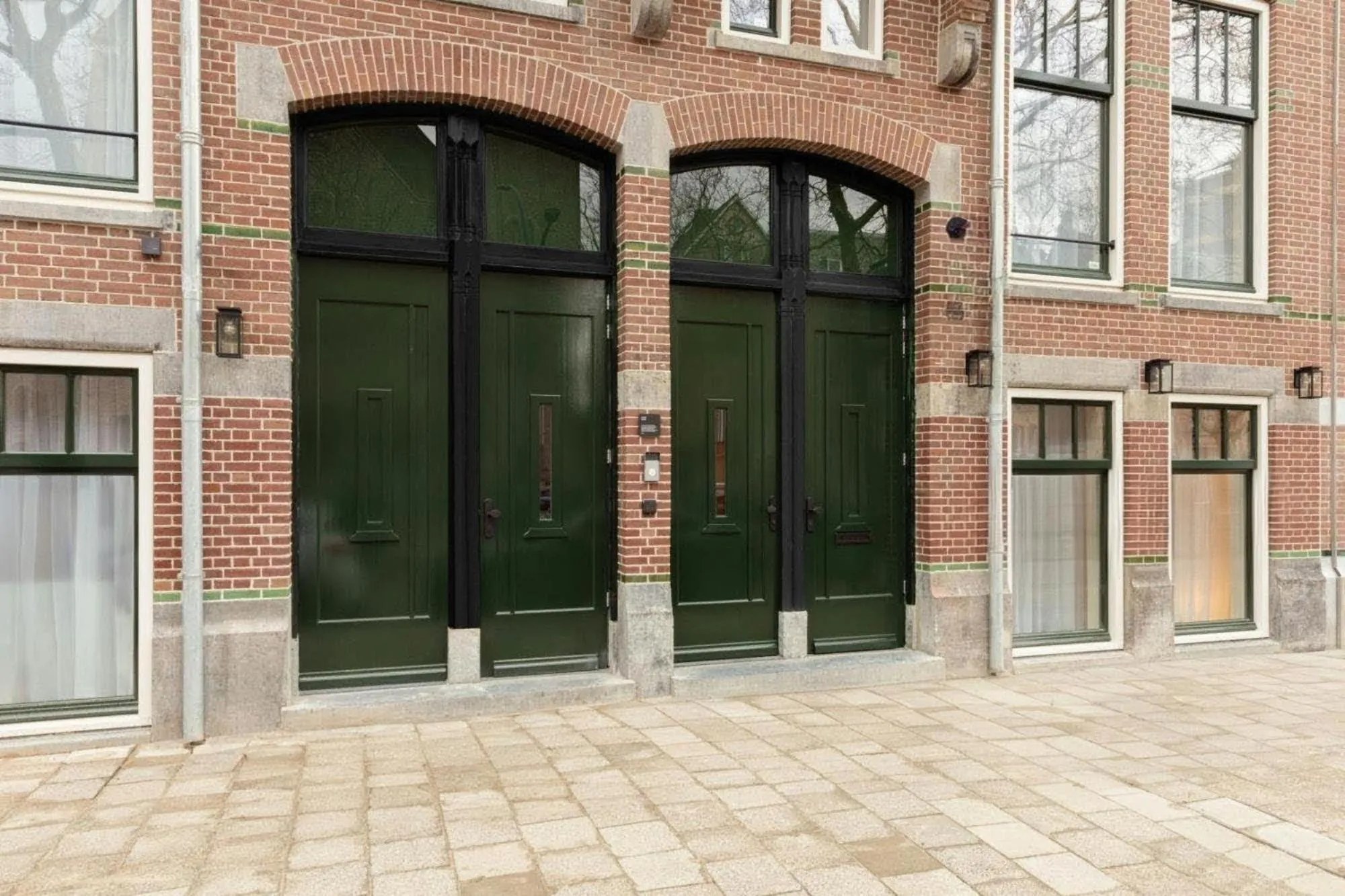 Facade/entrance in Hotel Middelland Rotterdam